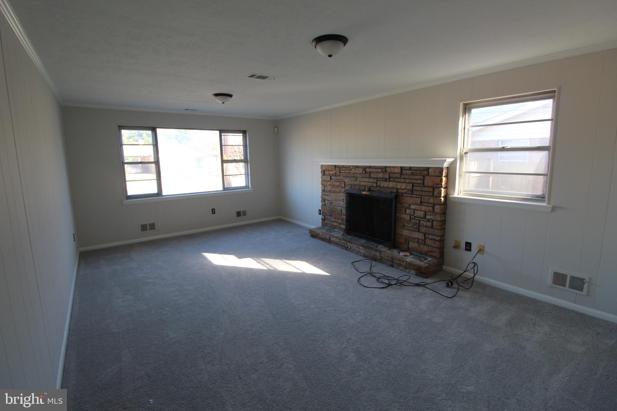 MELLWOOD HILLS - Residential