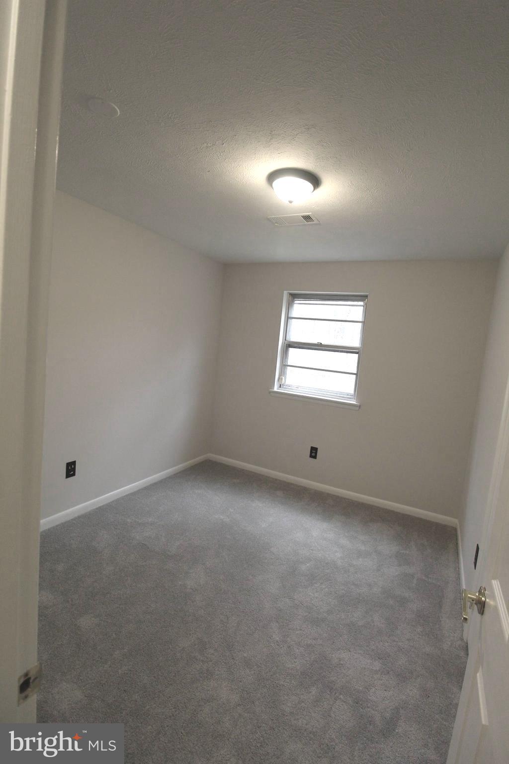 MELLWOOD HILLS - Residential