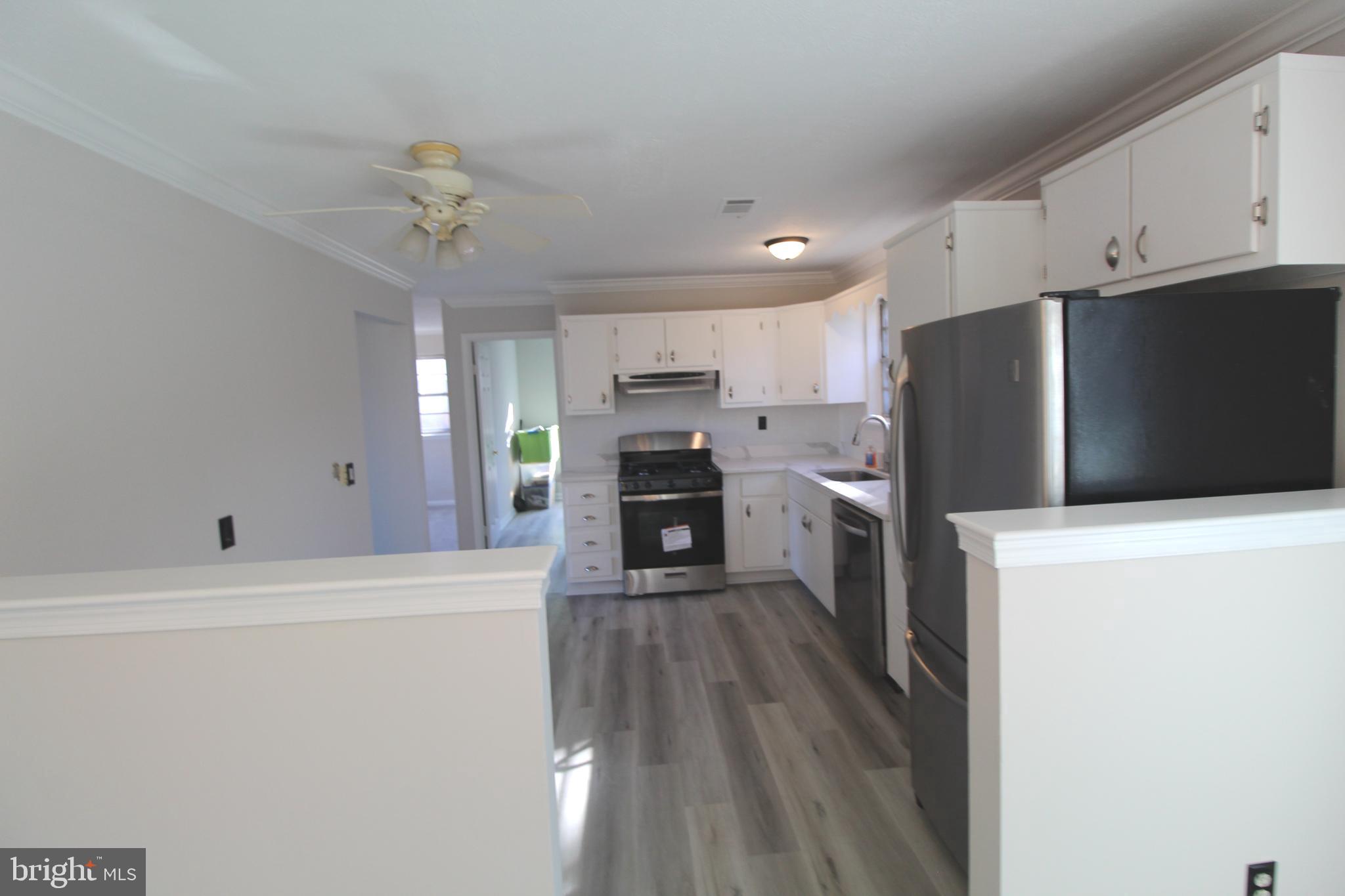 MELLWOOD HILLS - Residential