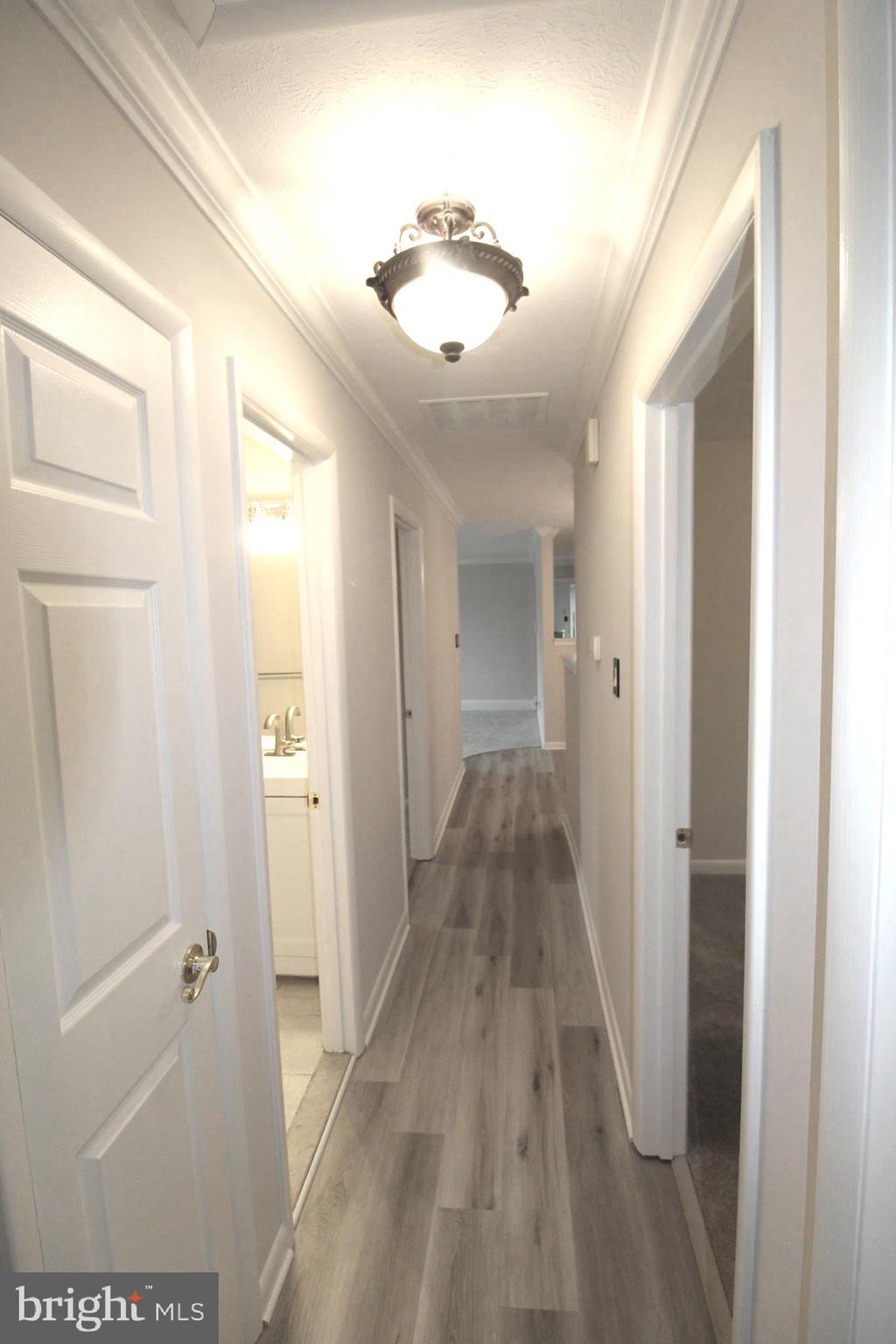 MELLWOOD HILLS - Residential