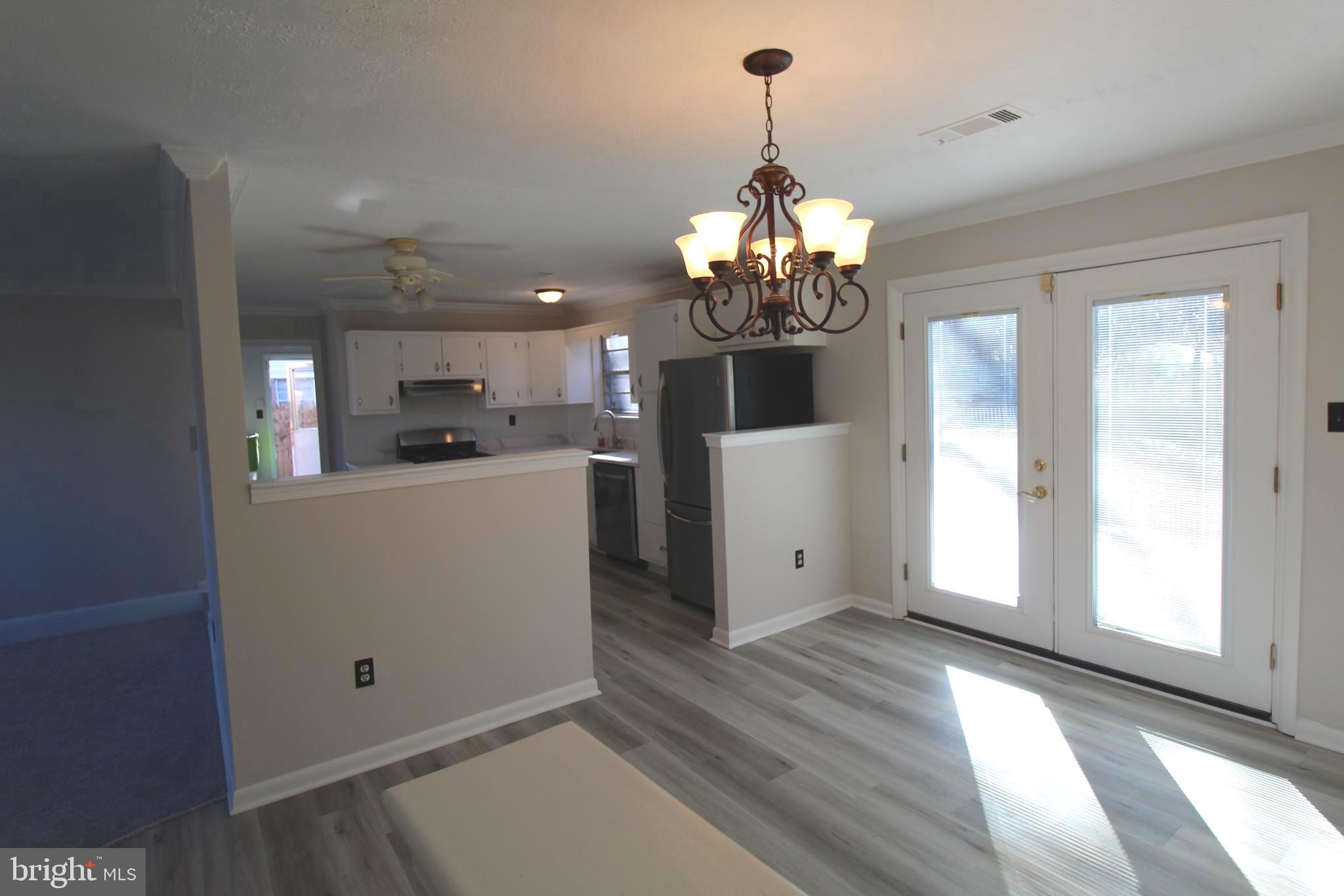 MELLWOOD HILLS - Residential