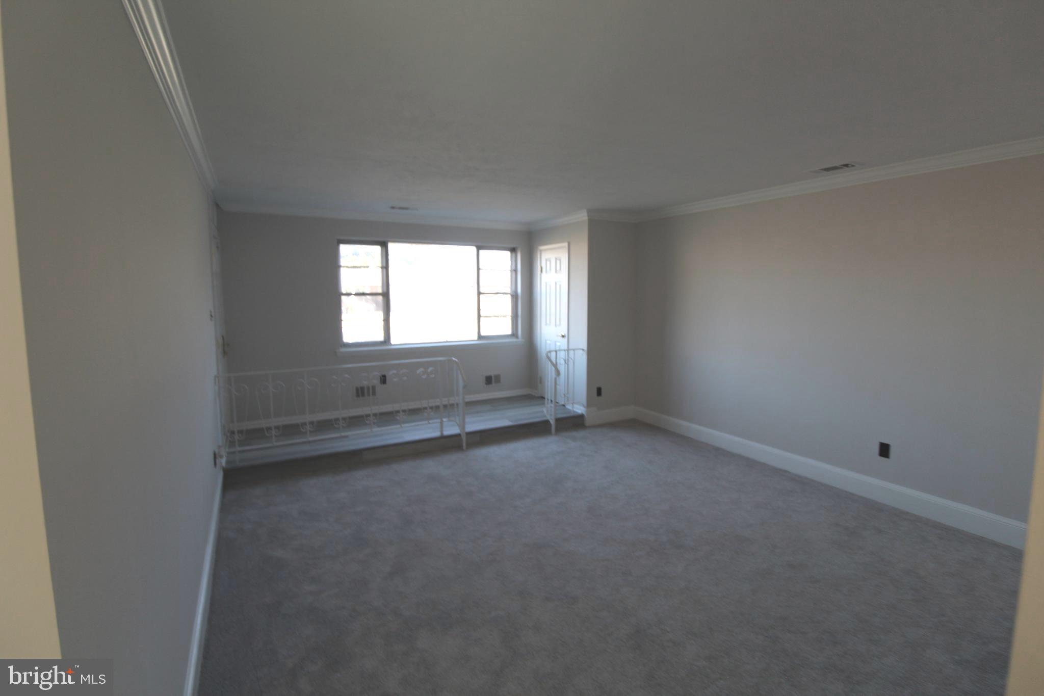 MELLWOOD HILLS - Residential