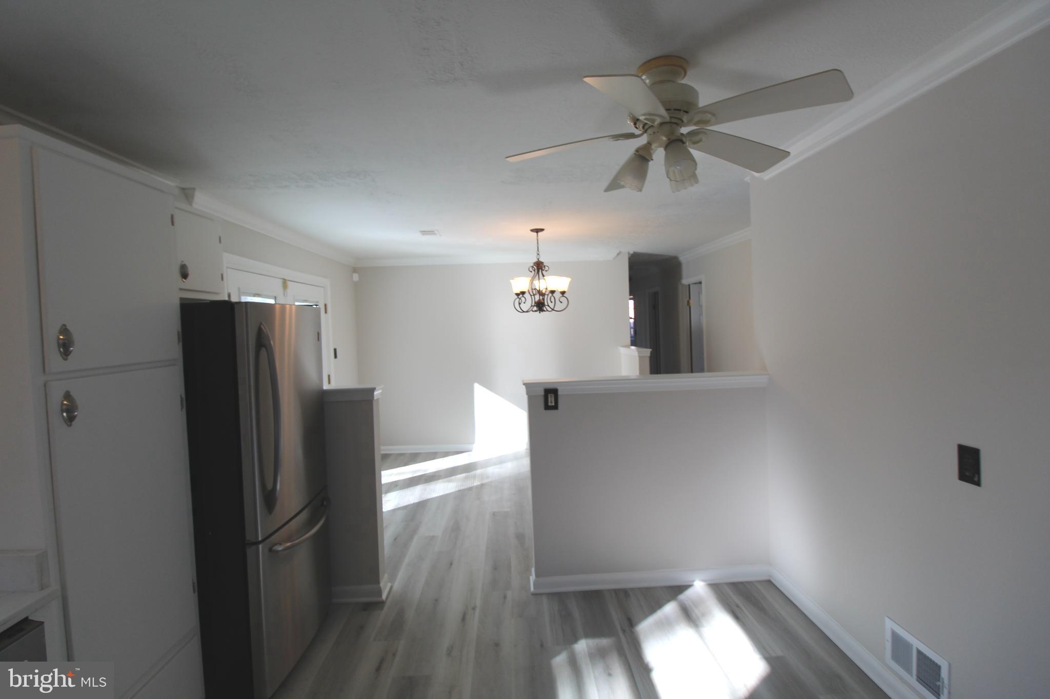 MELLWOOD HILLS - Residential