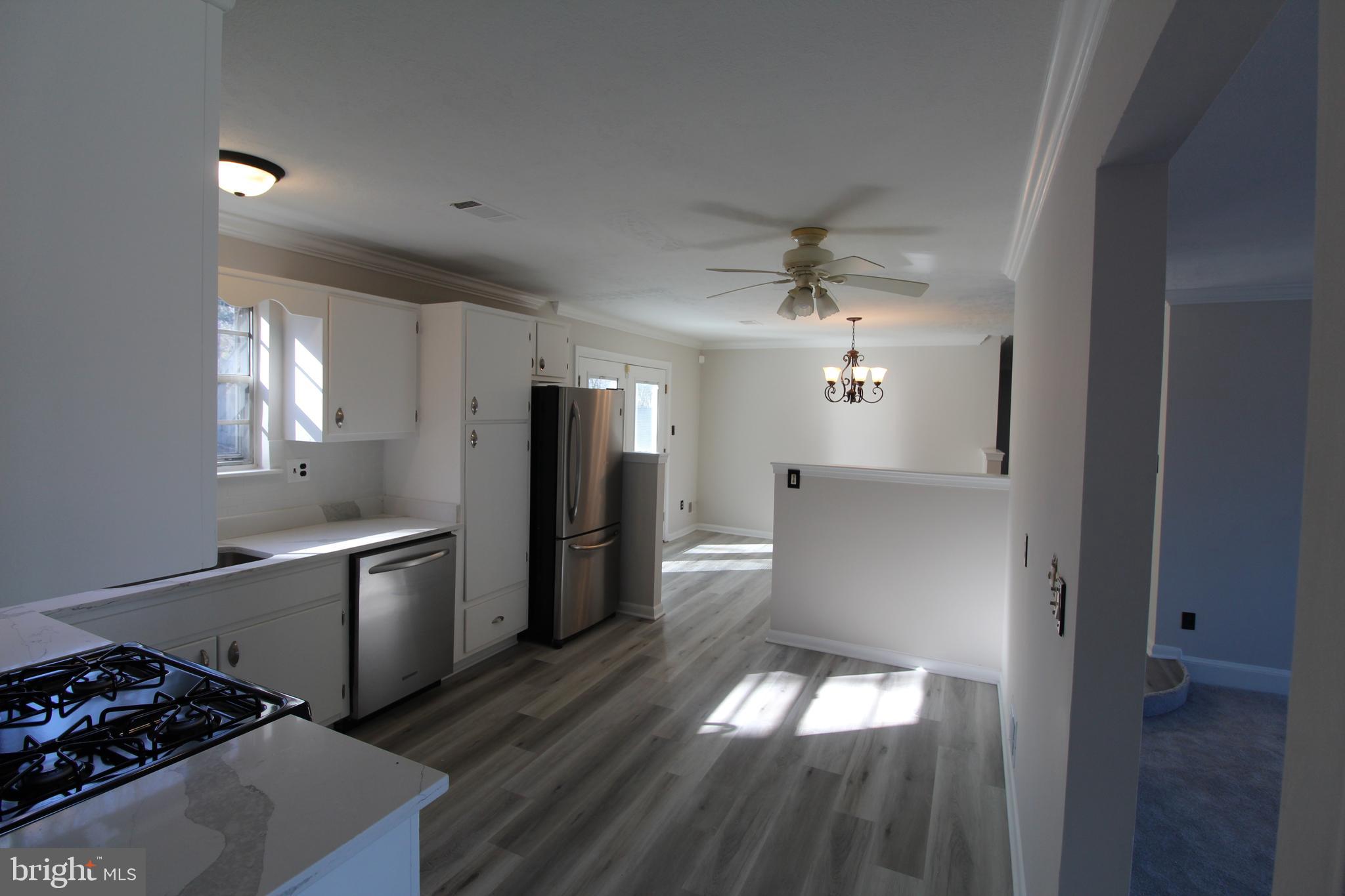 MELLWOOD HILLS - Residential