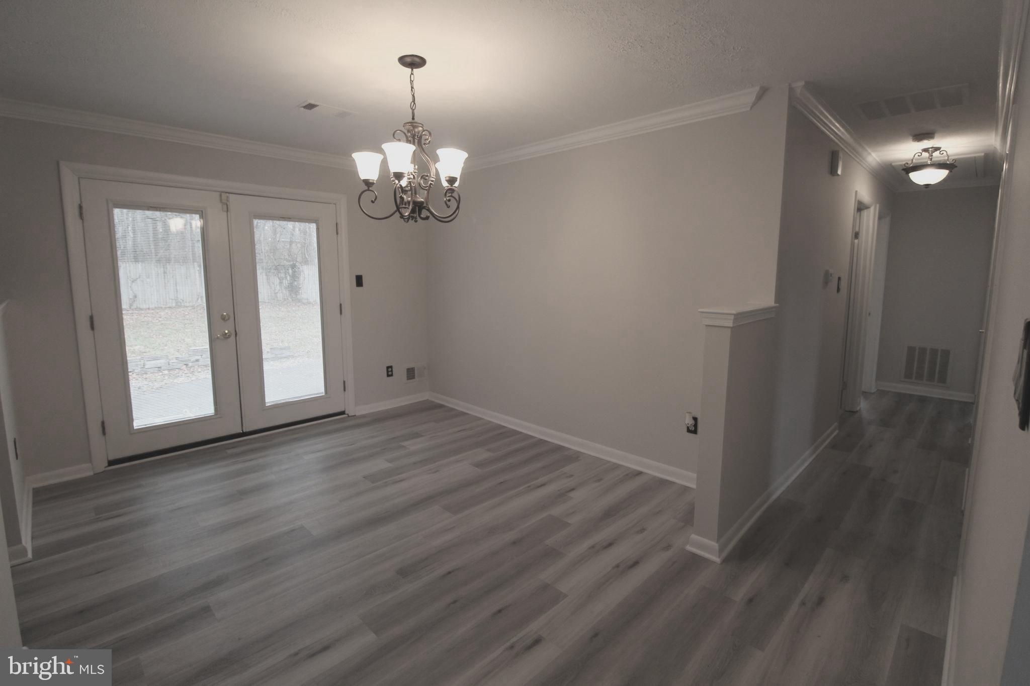 MELLWOOD HILLS - Residential