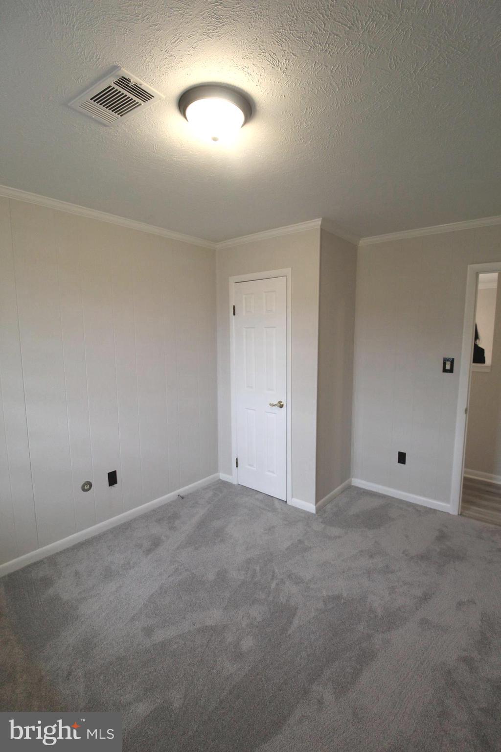 MELLWOOD HILLS - Residential