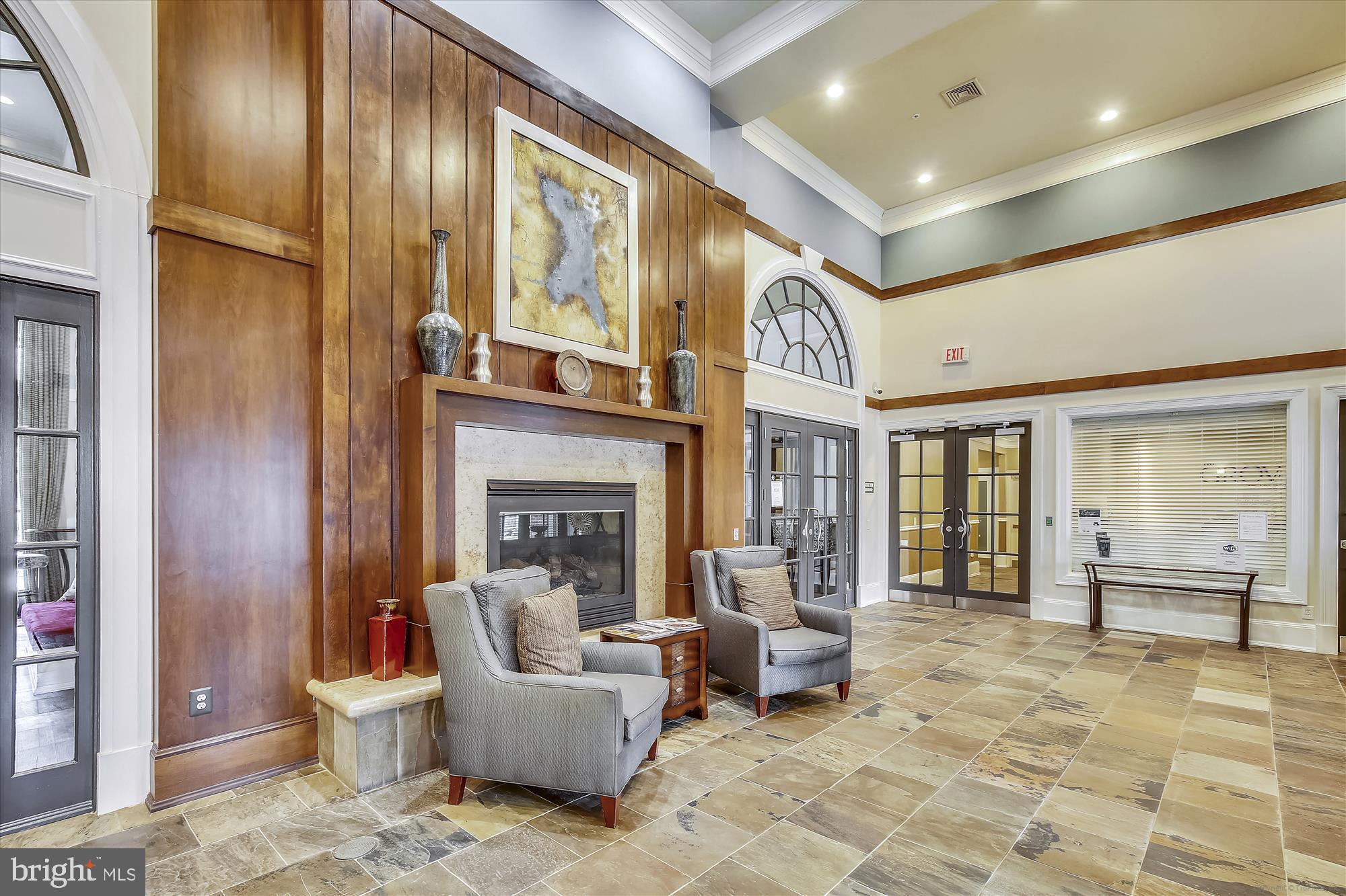 GROVE AT ARLINGTON - Residential