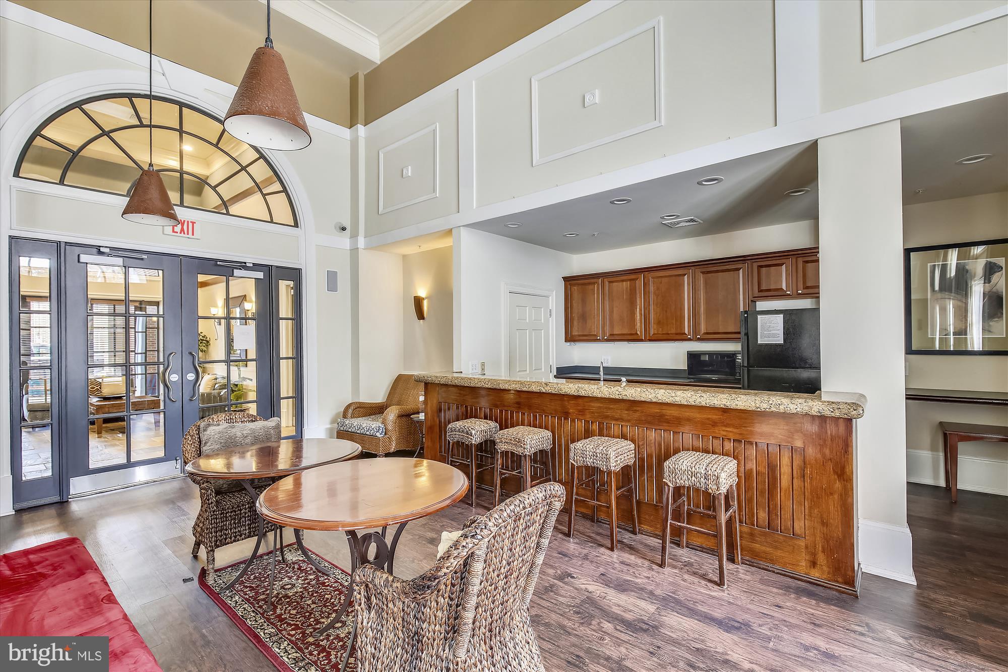 GROVE AT ARLINGTON - Residential