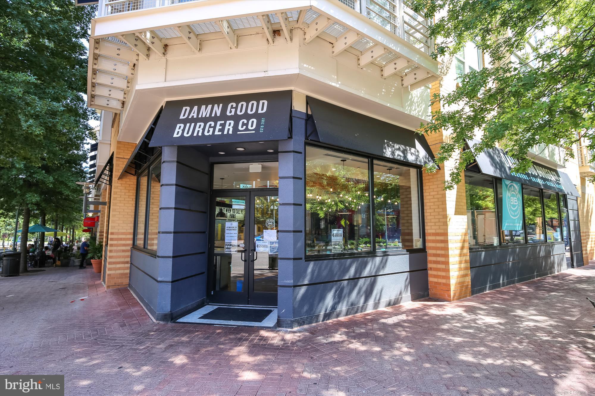 GROVE AT ARLINGTON - Residential