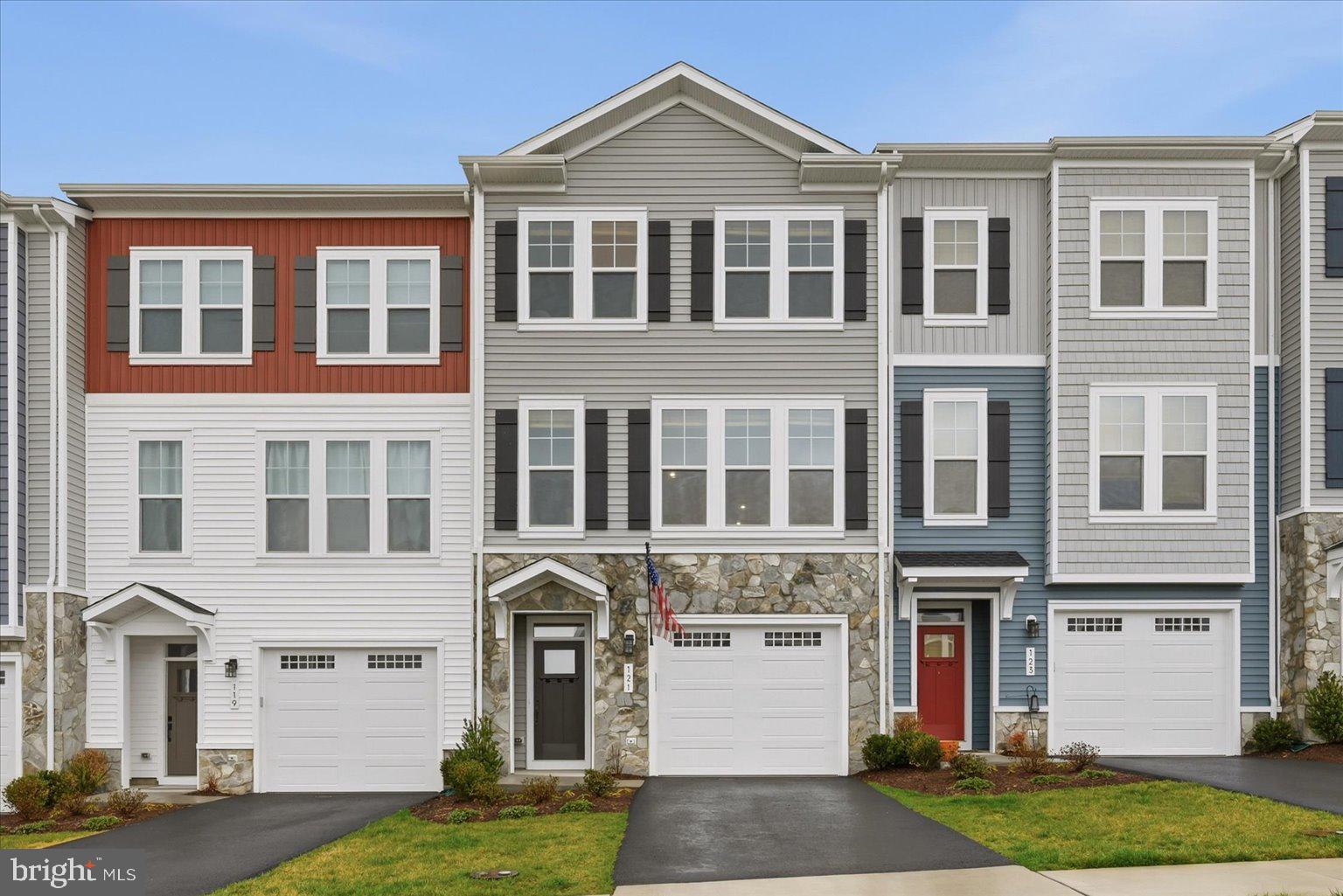 LAKE FREDERICK - Residential