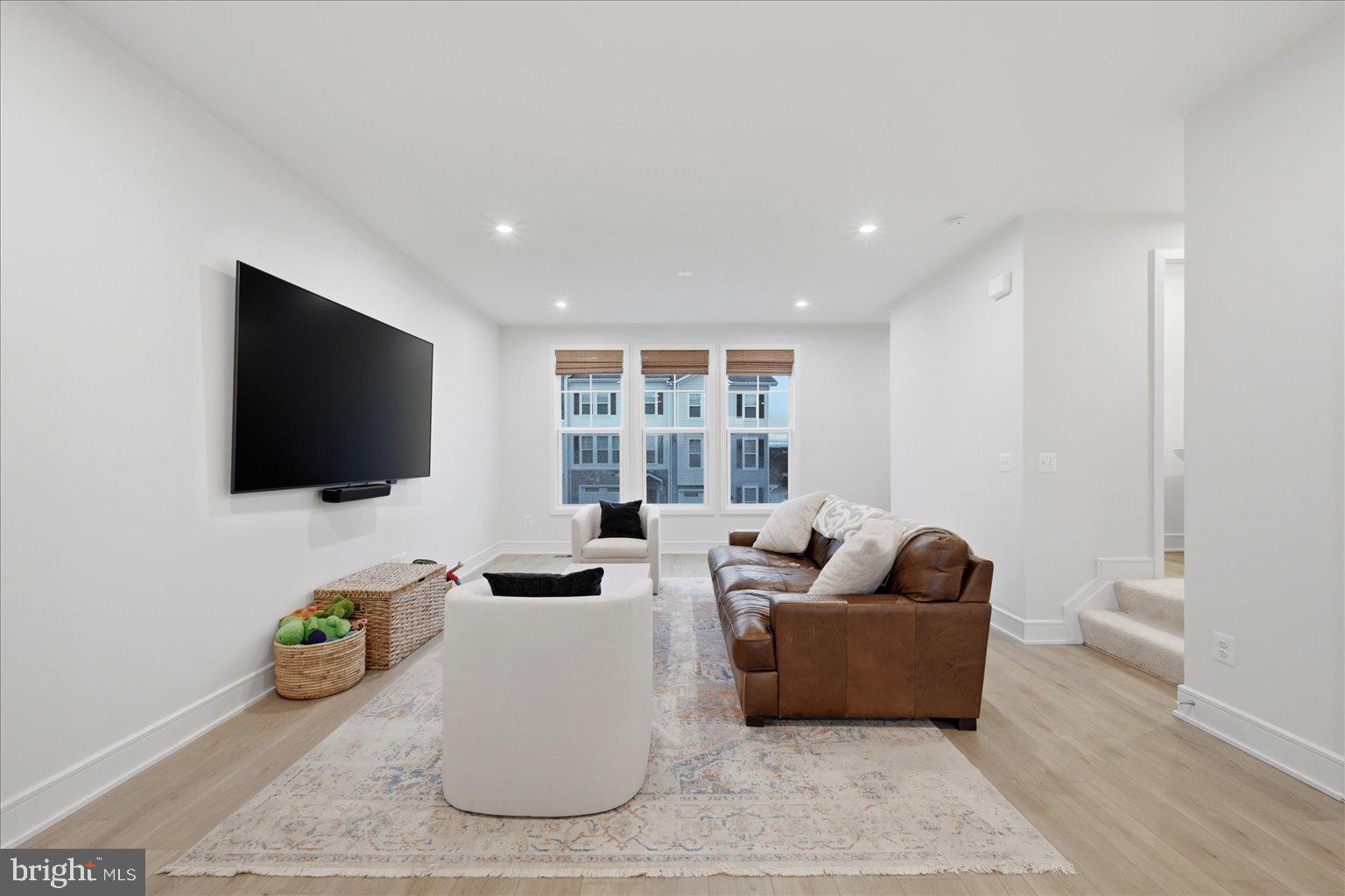 LAKE FREDERICK - Residential