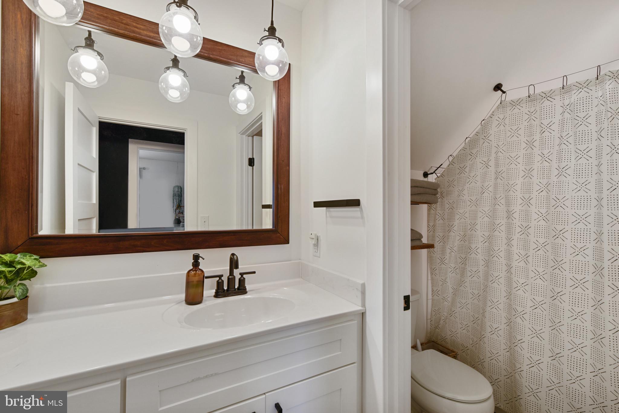 JARRETTSVILLE - Residential