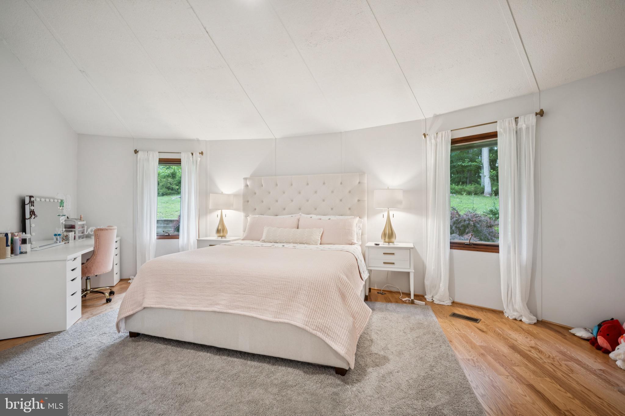 HICKORY RUN - Residential