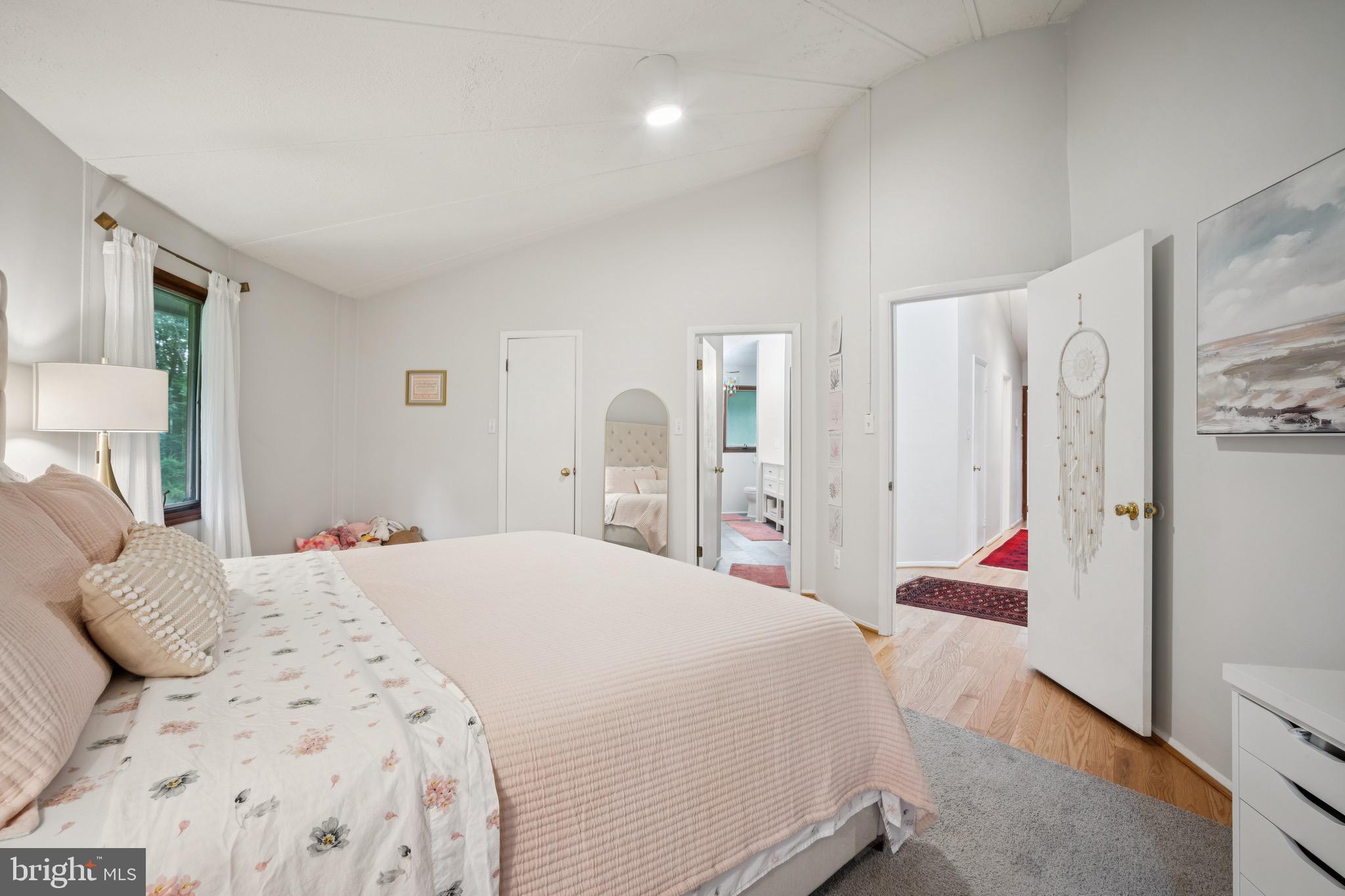 HICKORY RUN - Residential