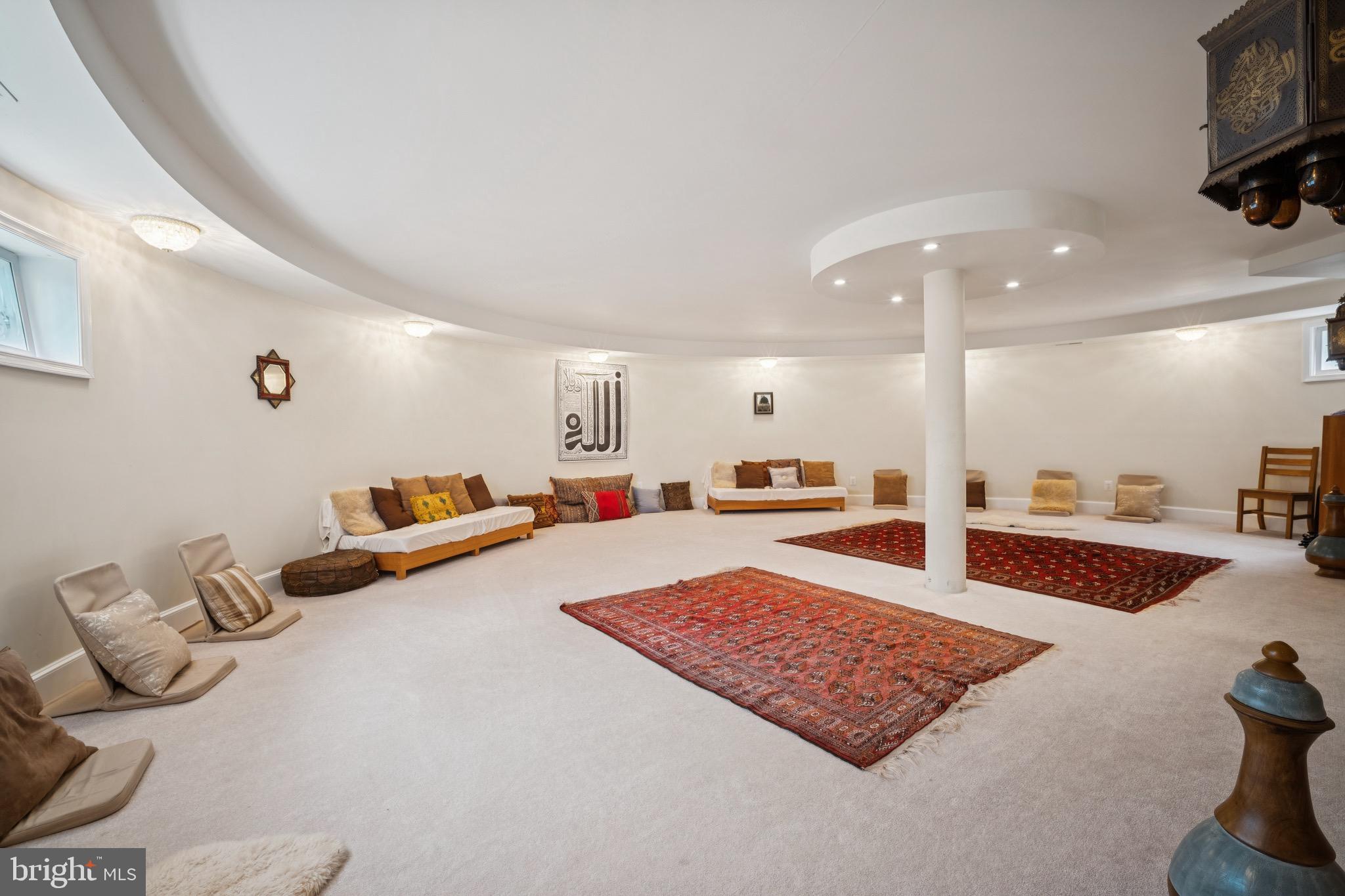 HICKORY RUN - Residential