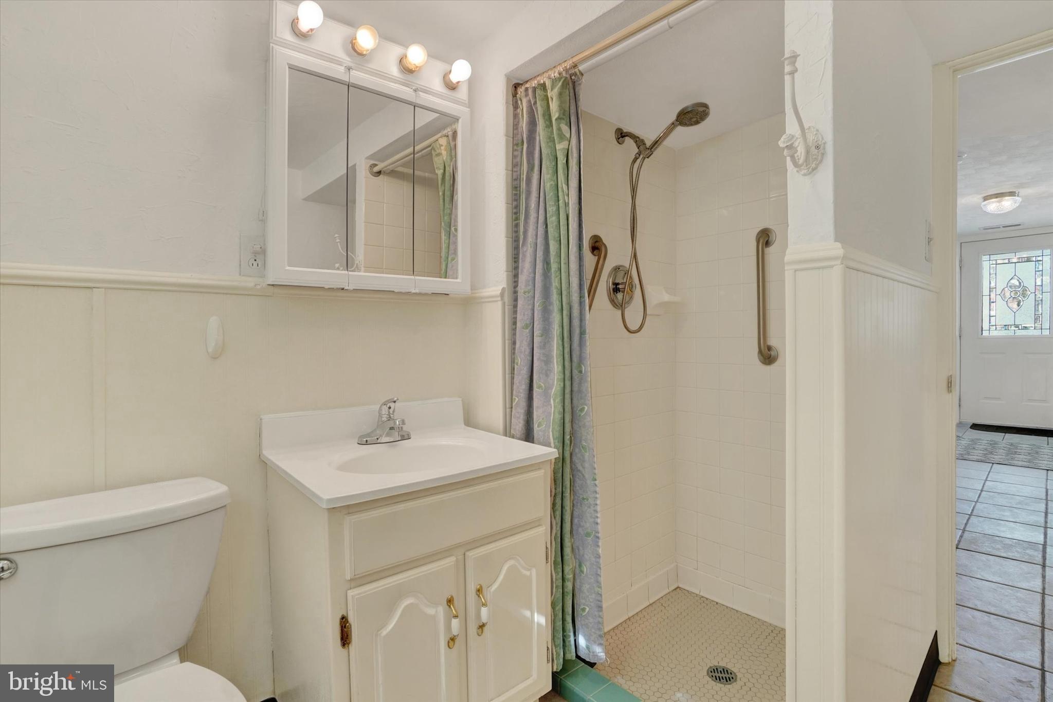 HAINES ACRES - Residential