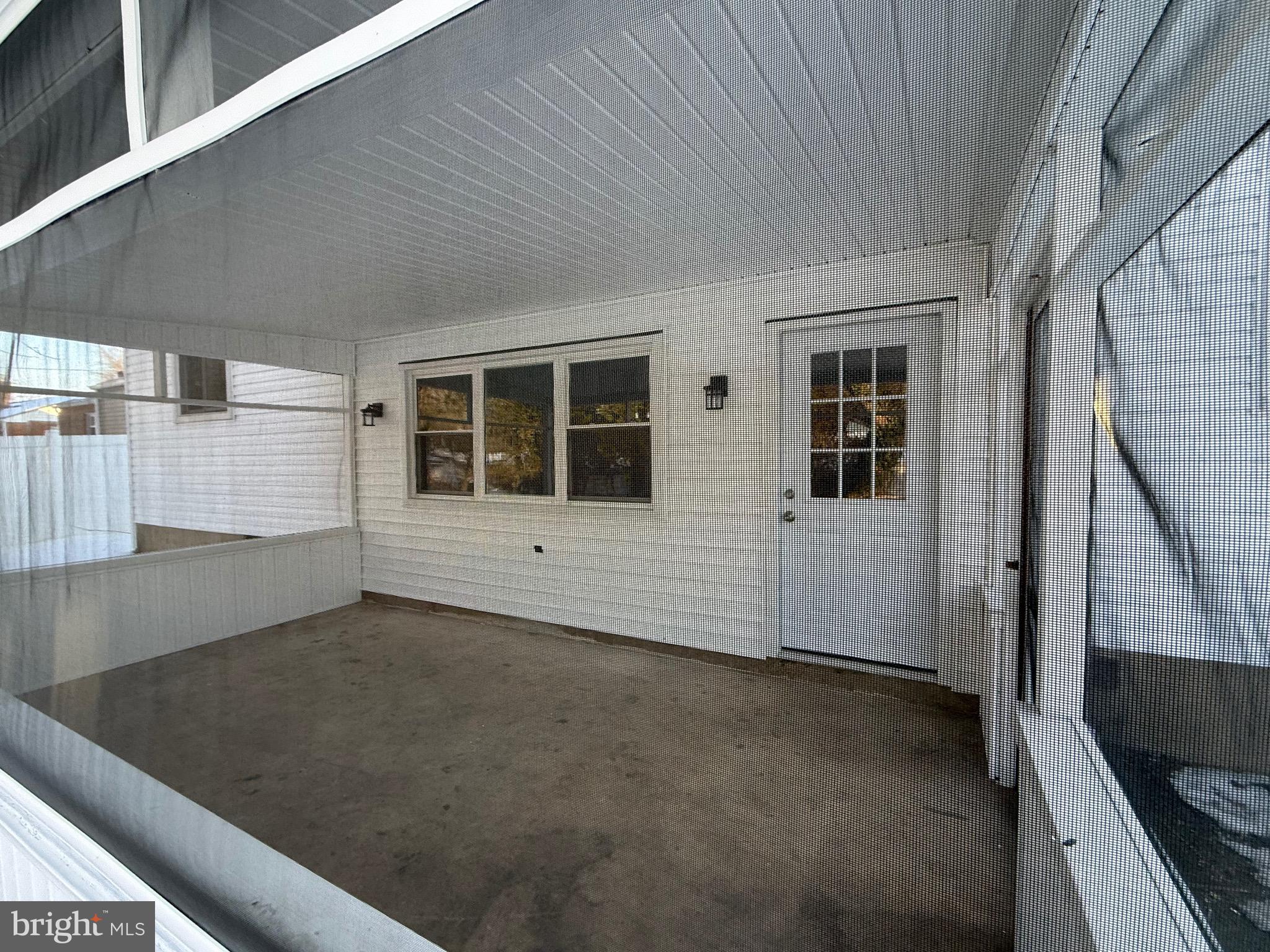 LYNNFIELD - Residential