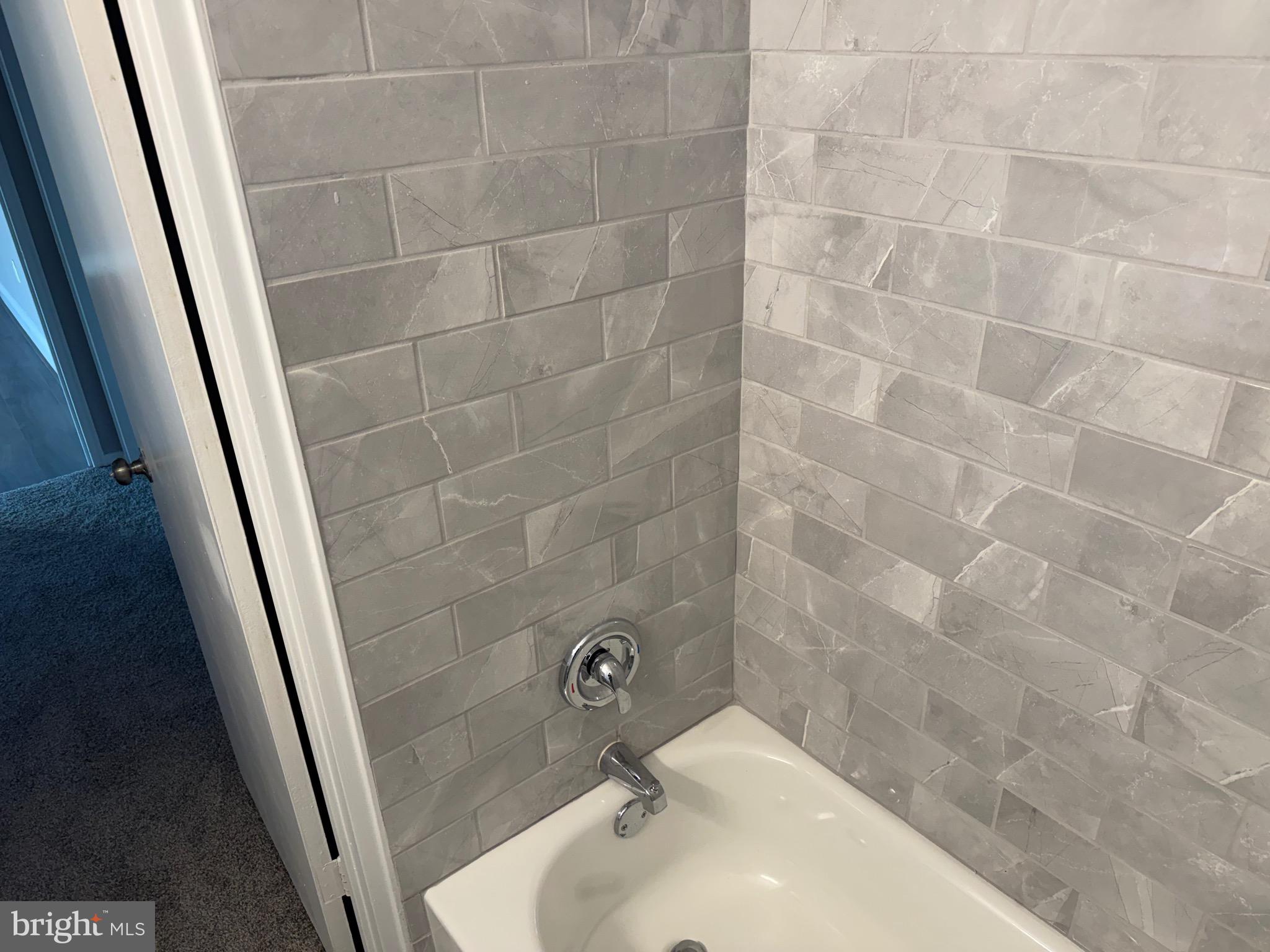 LYNNFIELD - Residential