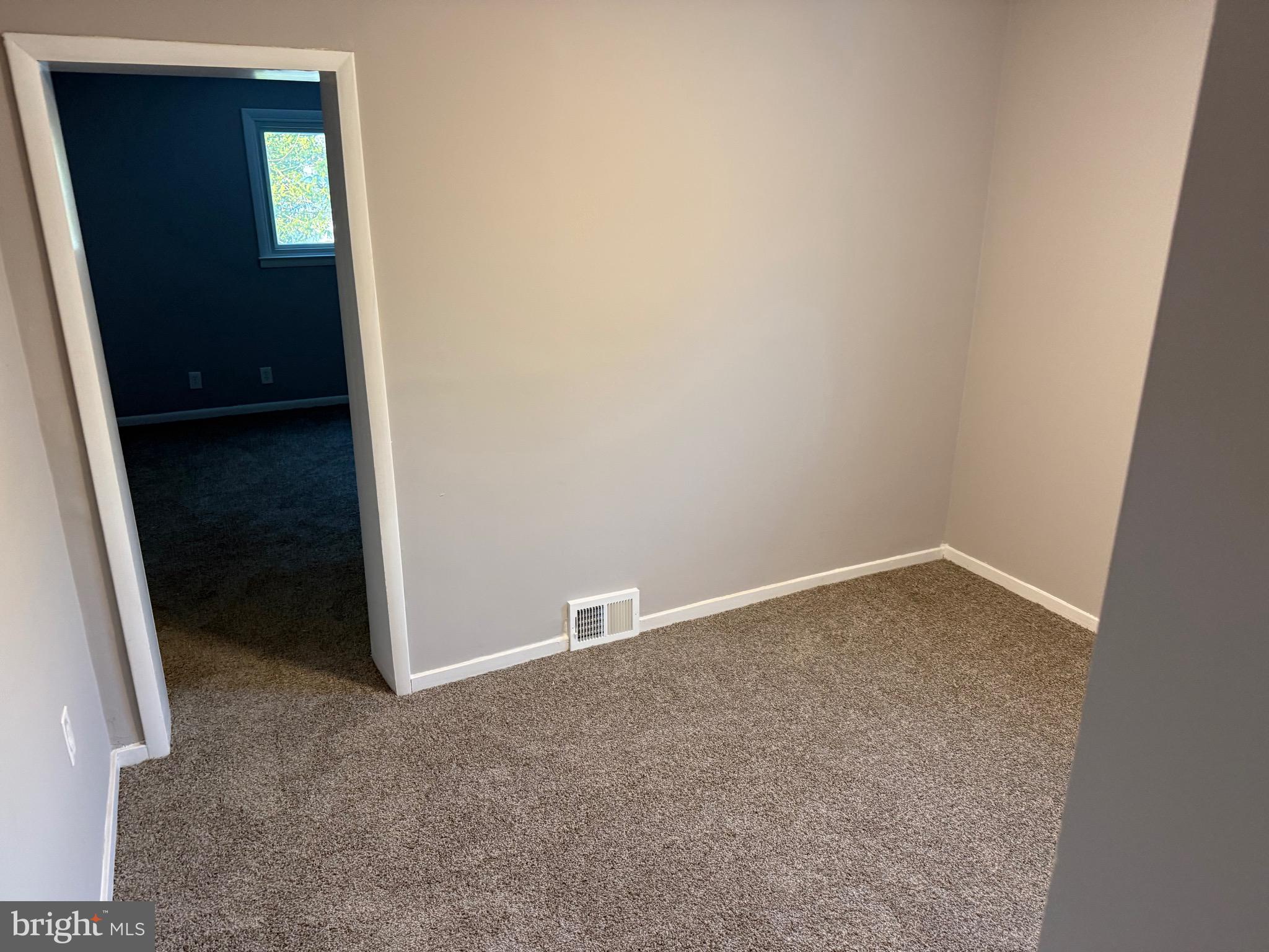 LYNNFIELD - Residential