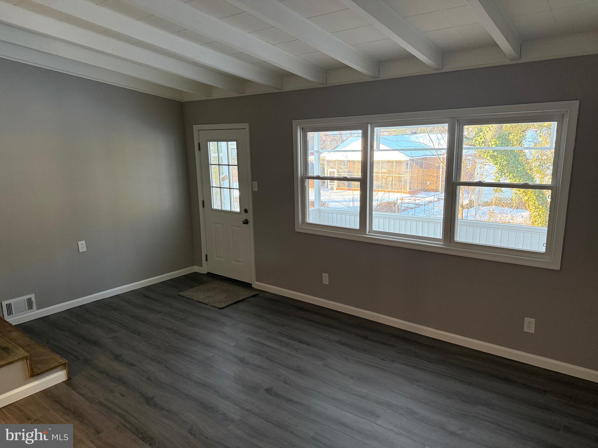 LYNNFIELD - Residential