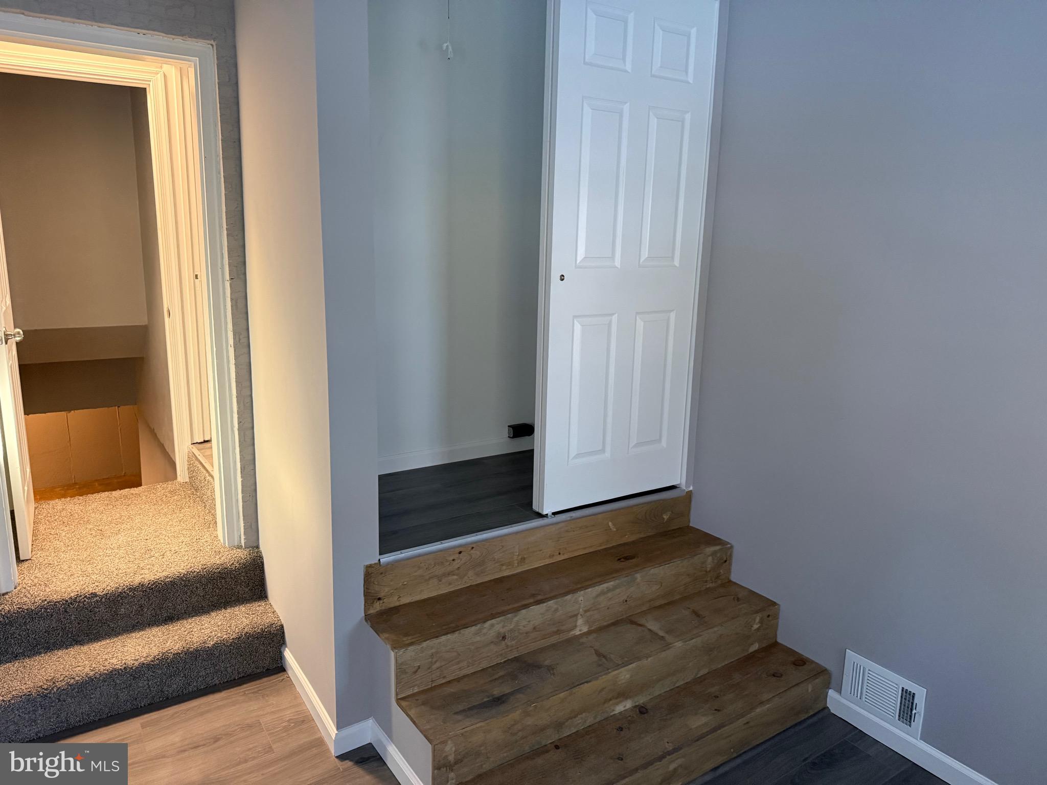 LYNNFIELD - Residential