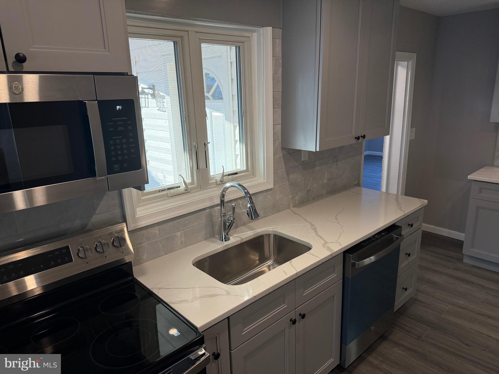 LYNNFIELD - Residential