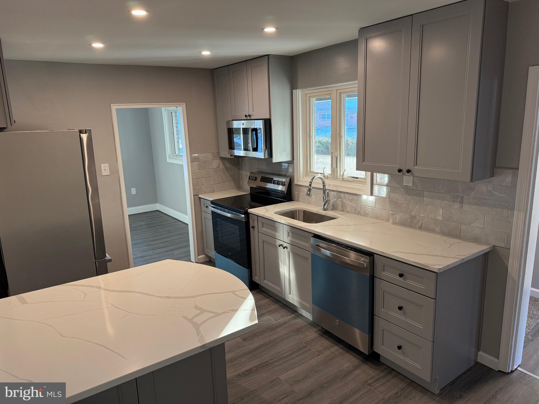 LYNNFIELD - Residential