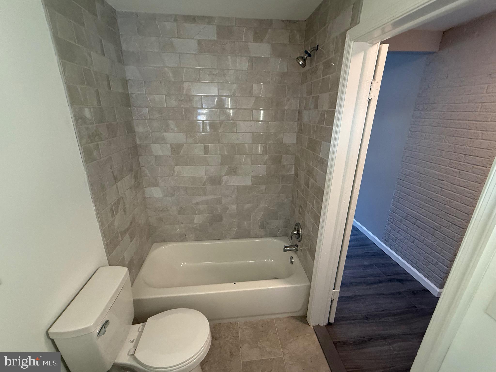 LYNNFIELD - Residential