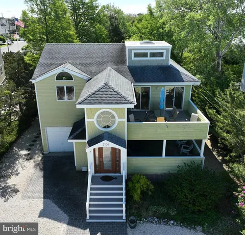 2104 Bayview Avenue, Barnegat Light, NJ MLS: NJOC2041056
