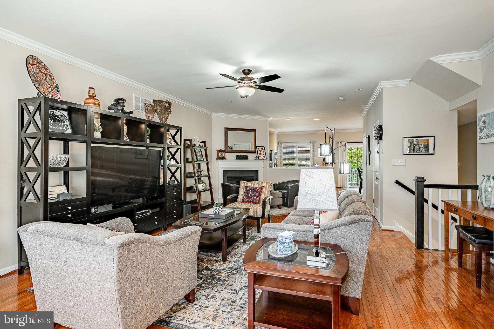 146 MOOREHEAD AVENUE