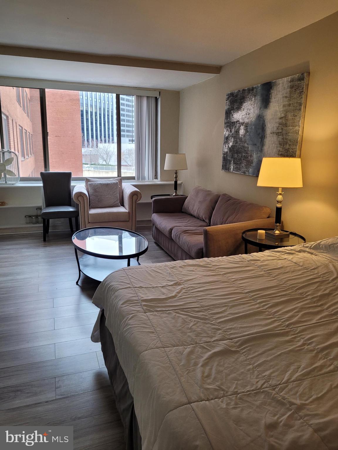 RIVER PLACE NORTH - Residential Lease