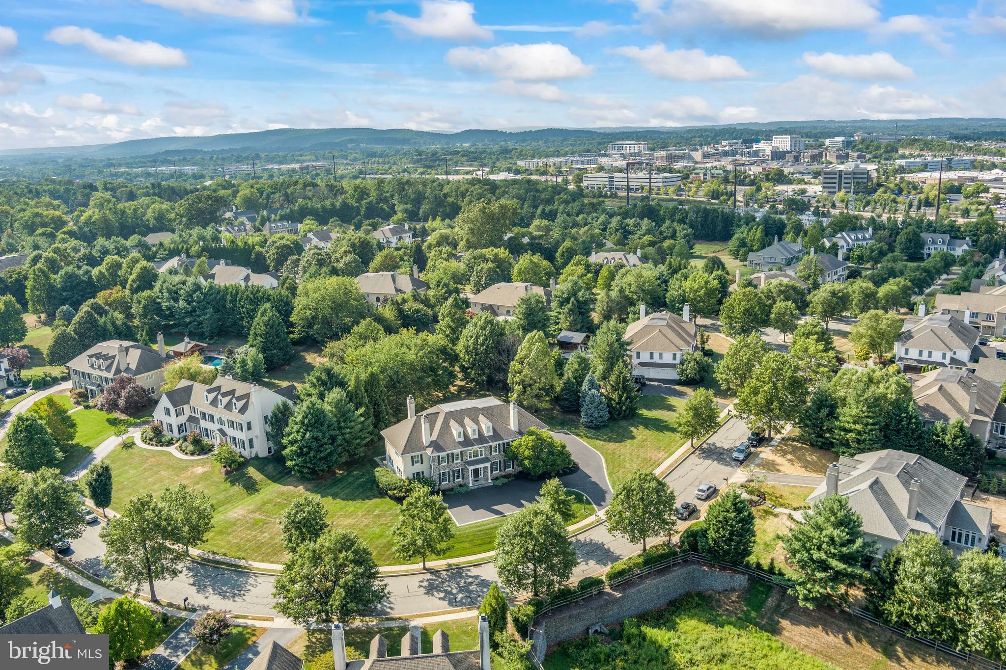 WHITEGATE - Residential