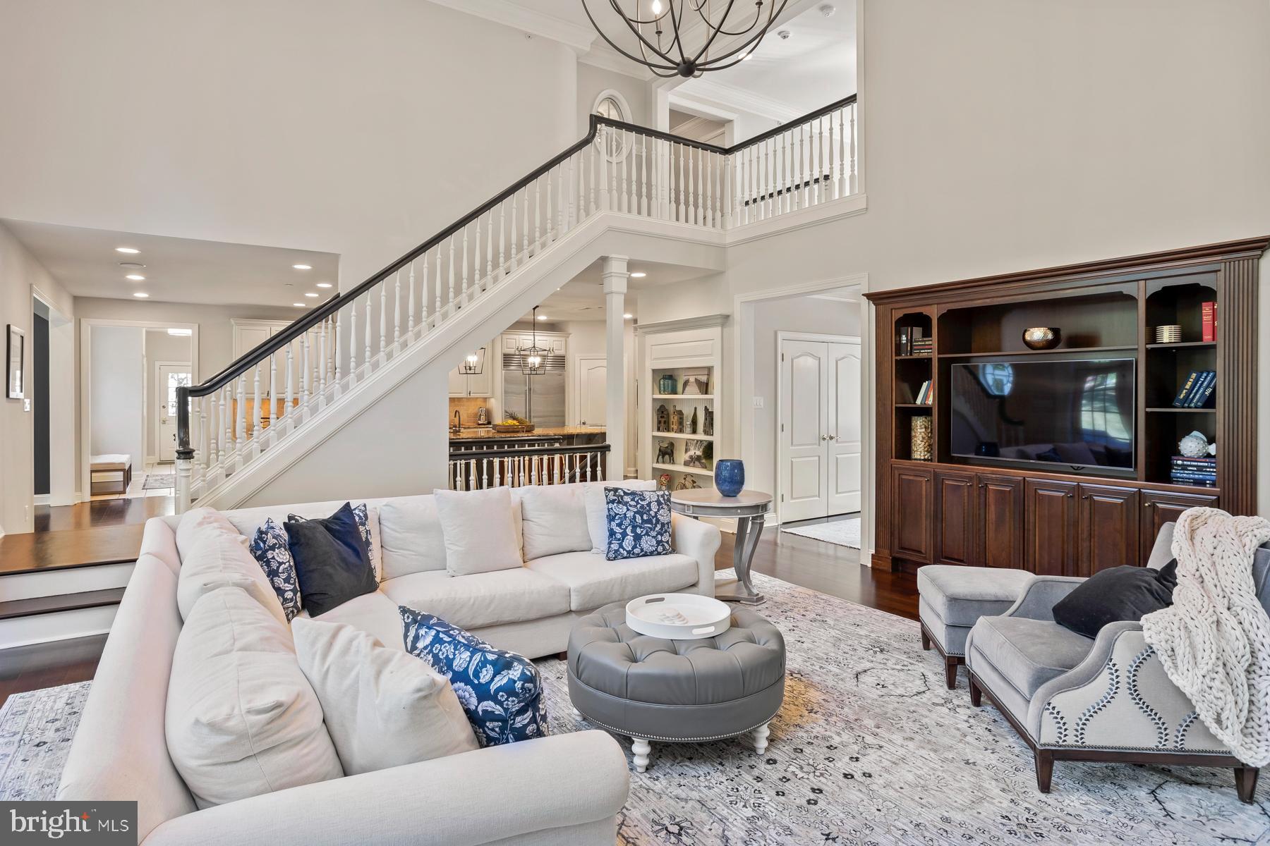 WHITEGATE - Residential