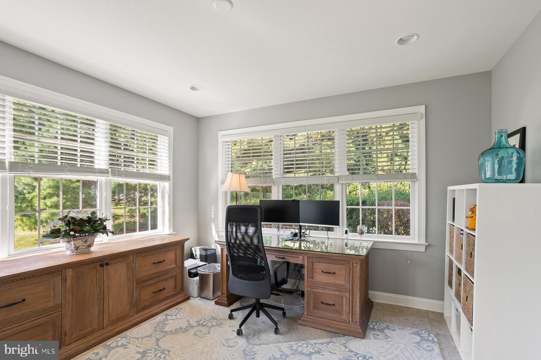 WHITEGATE - Residential