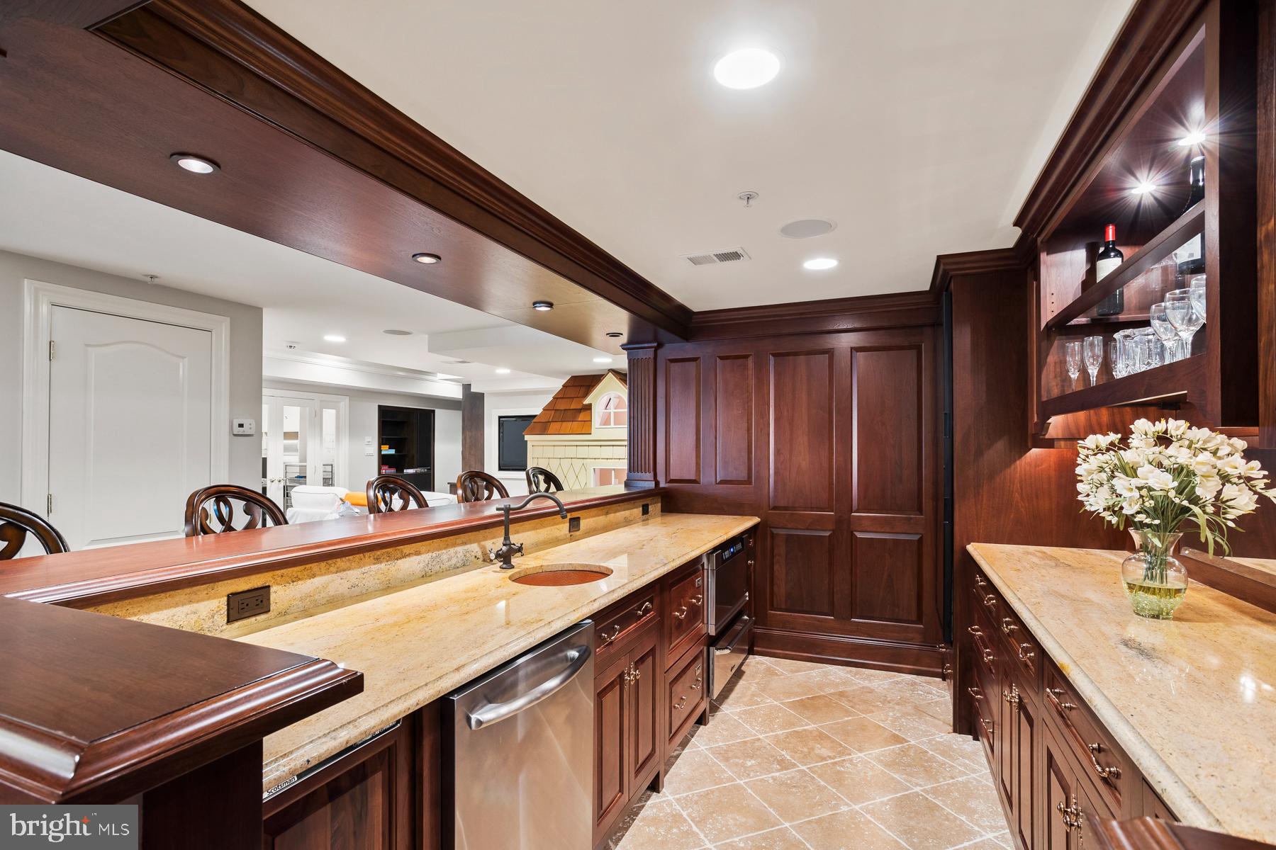 WHITEGATE - Residential