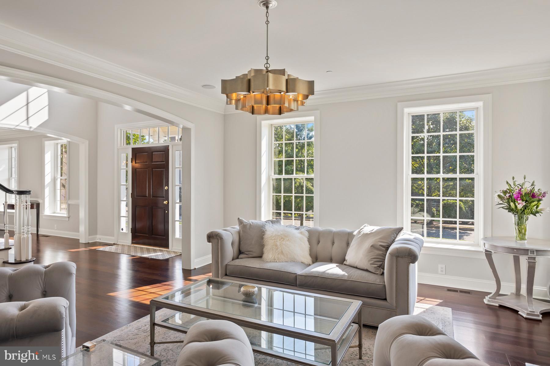 WHITEGATE - Residential