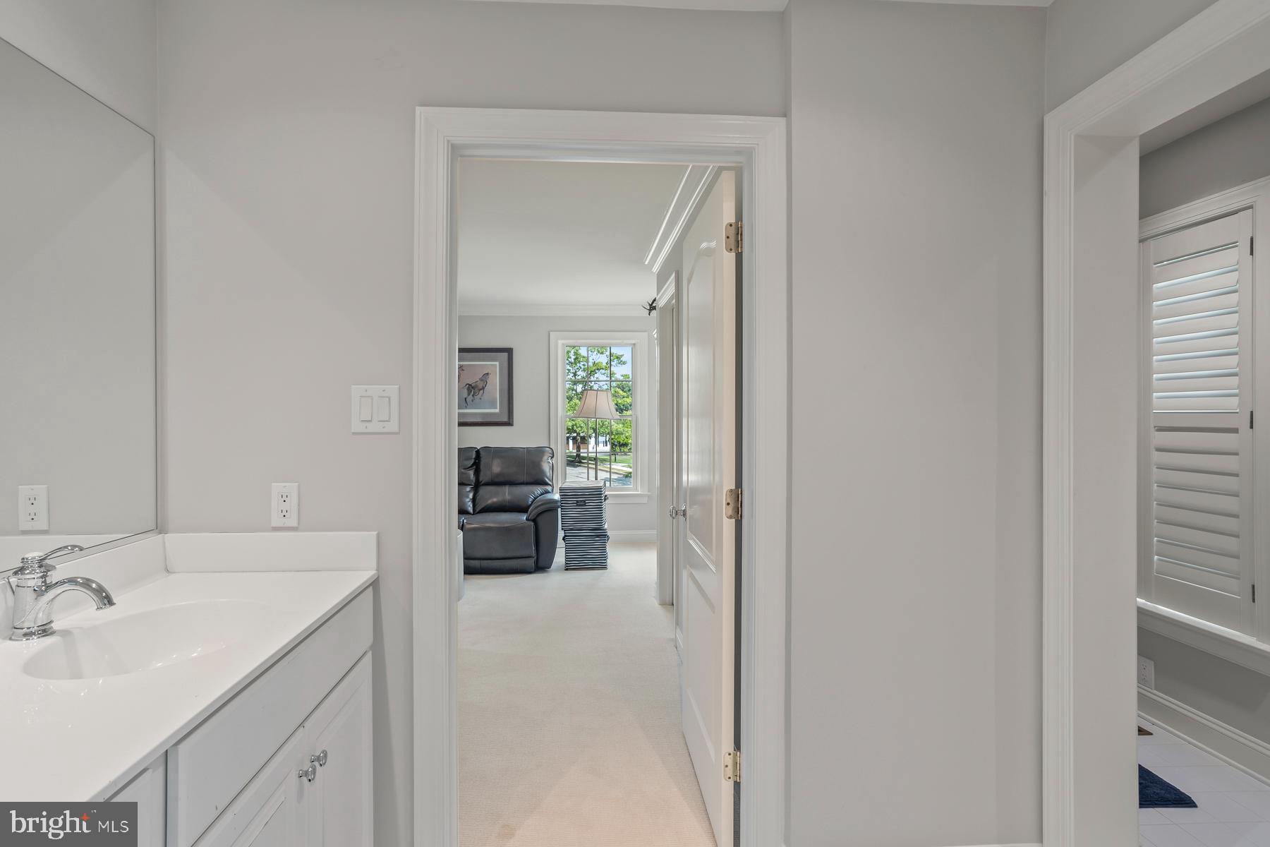 WHITEGATE - Residential