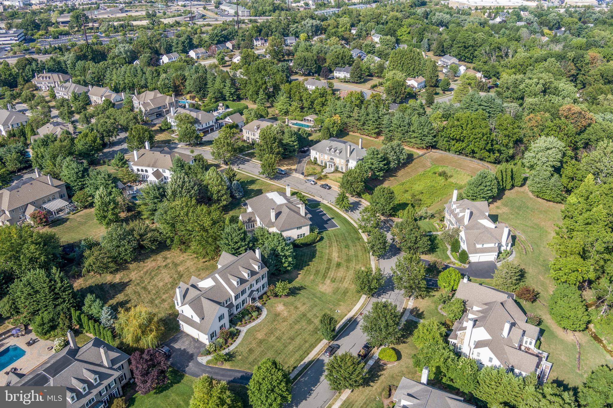 WHITEGATE - Residential