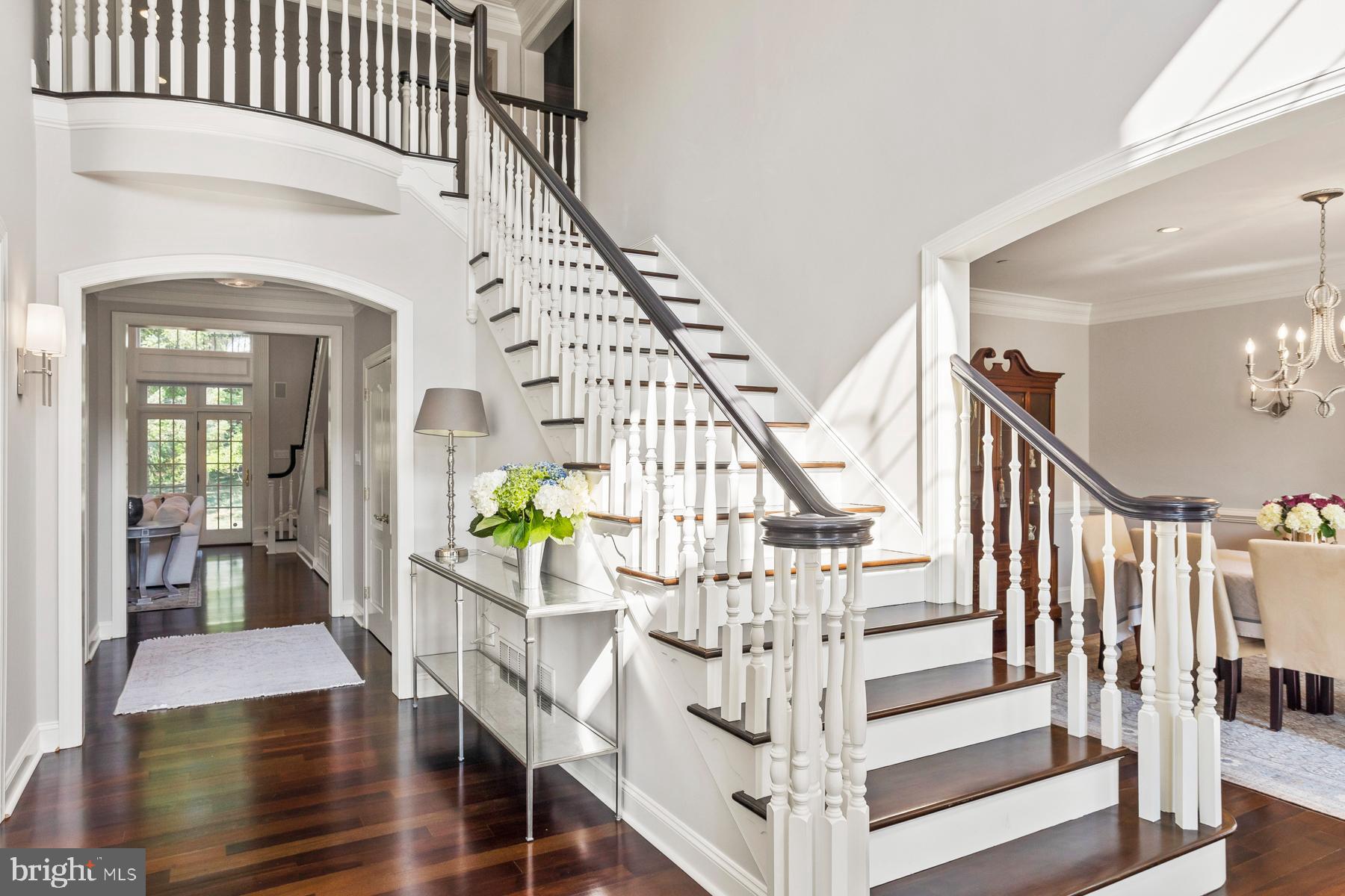 WHITEGATE - Residential