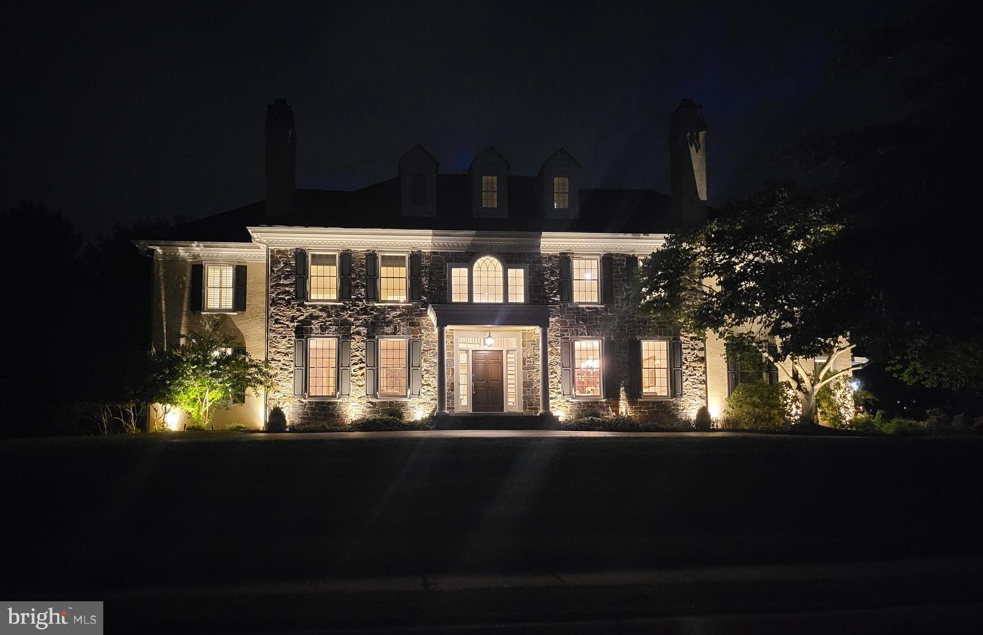 WHITEGATE - Residential