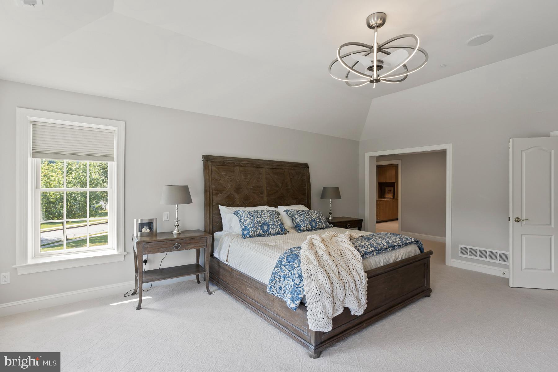 WHITEGATE - Residential