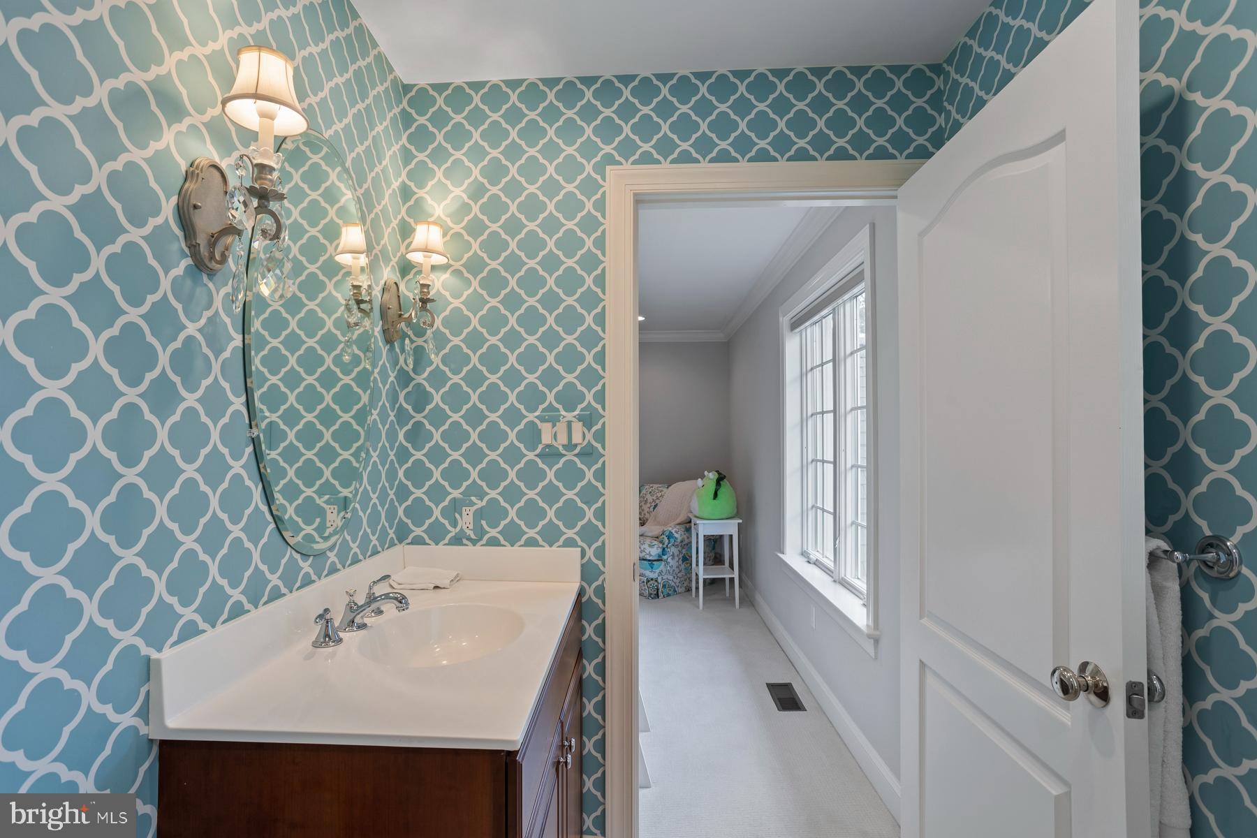 WHITEGATE - Residential