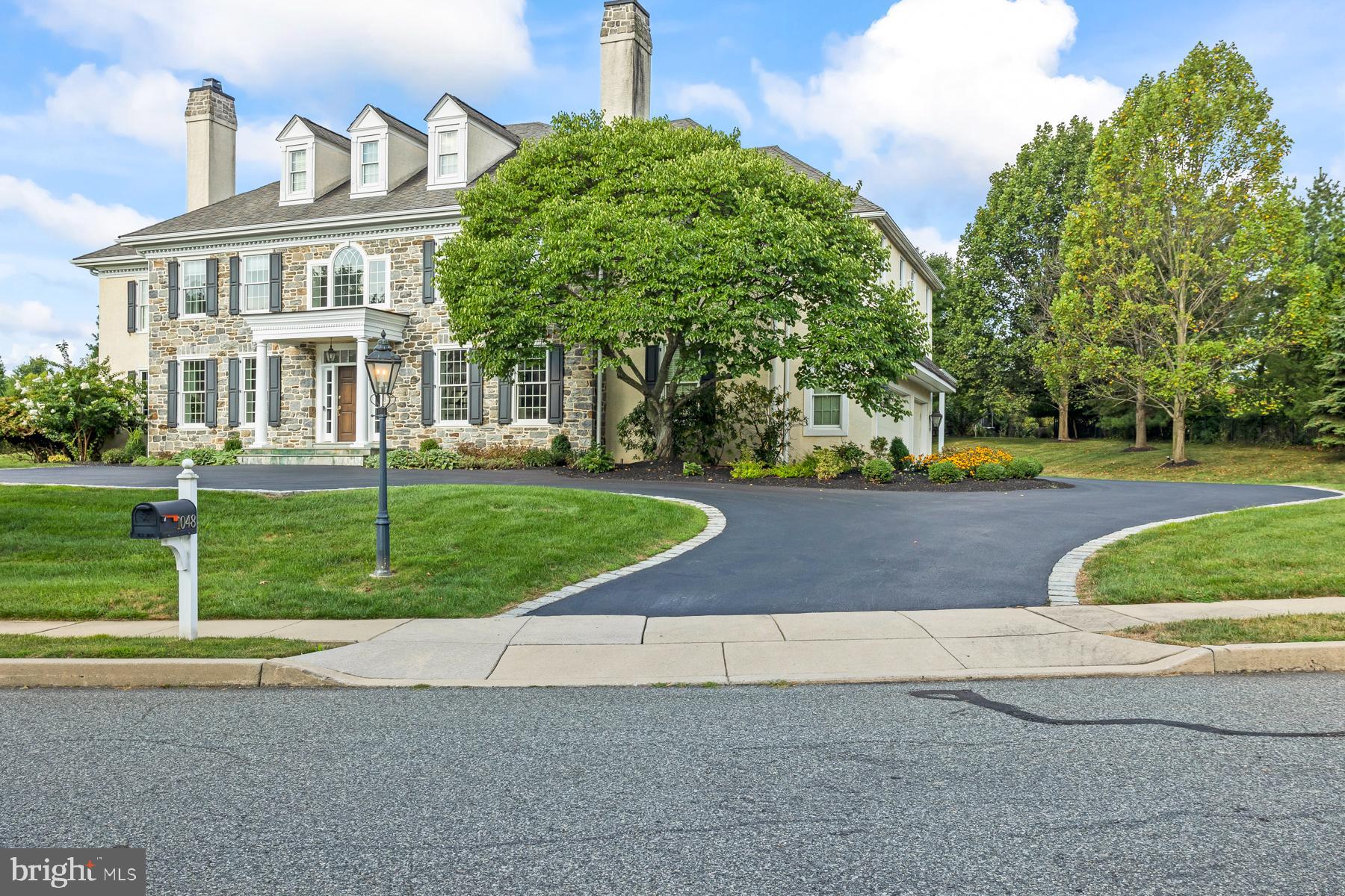 WHITEGATE - Residential