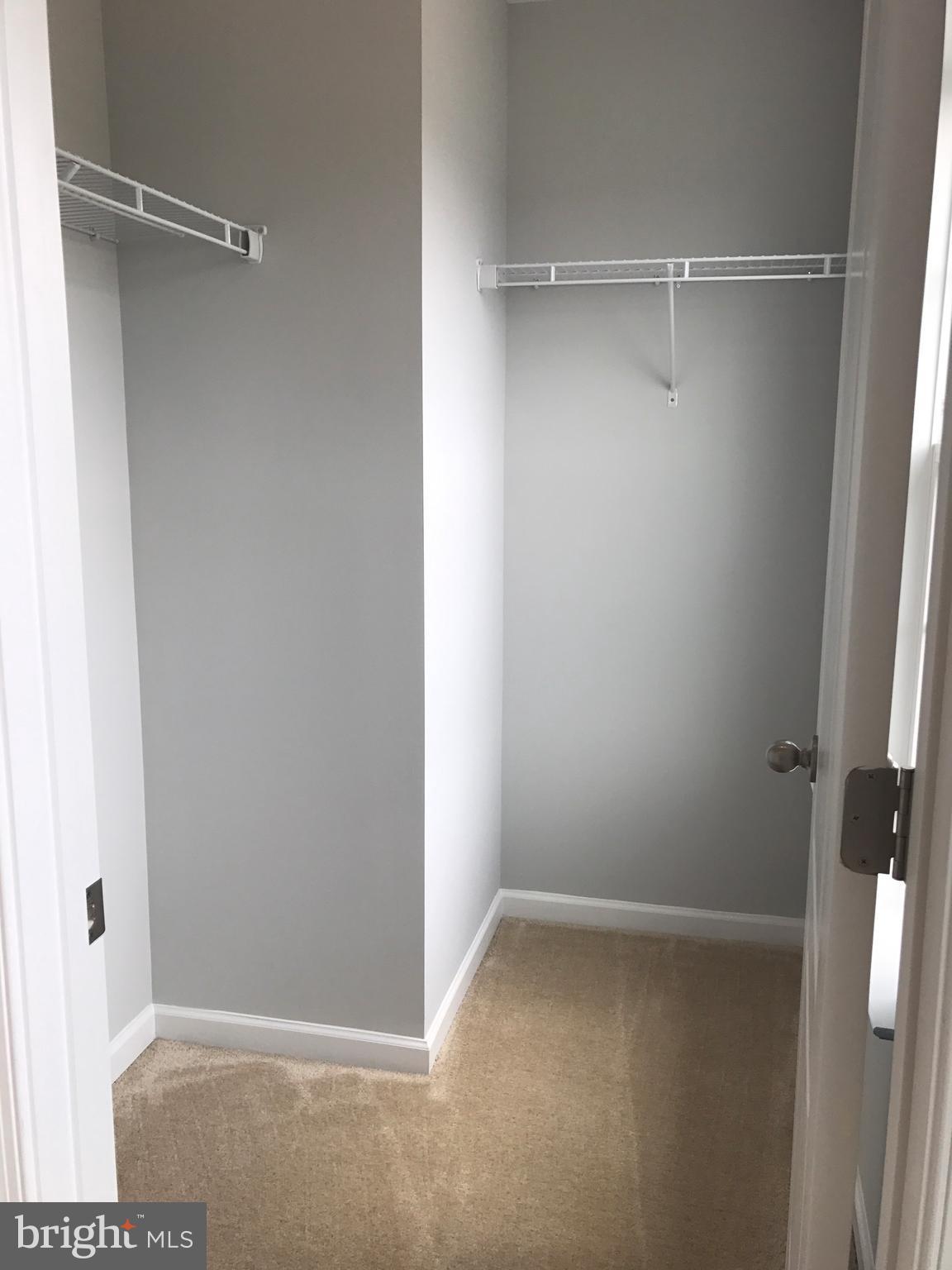 THE VILLAGE OF WASHINGTON TRAIL - Residential