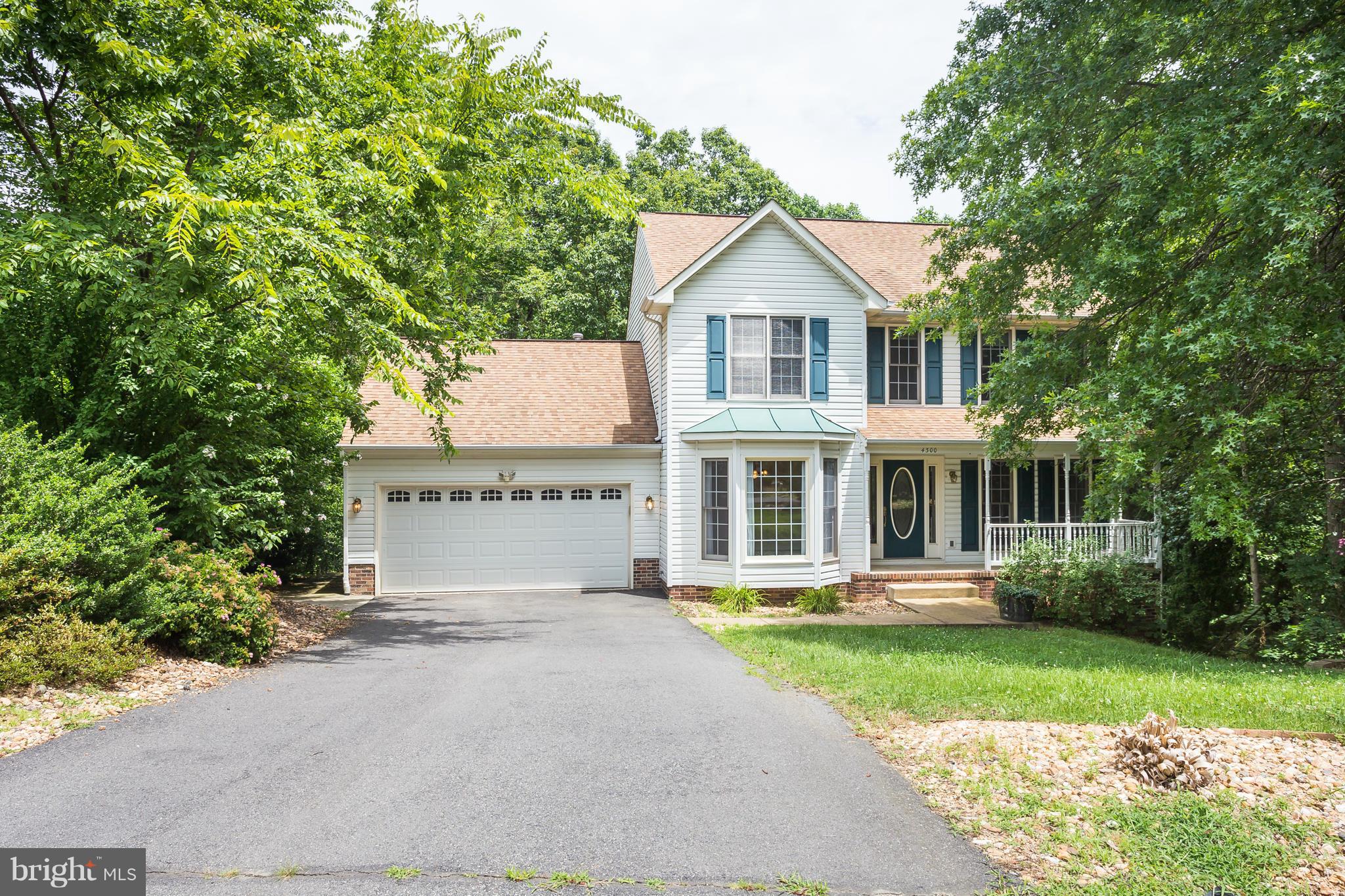 GRANDSTAFF WOODS - Residential