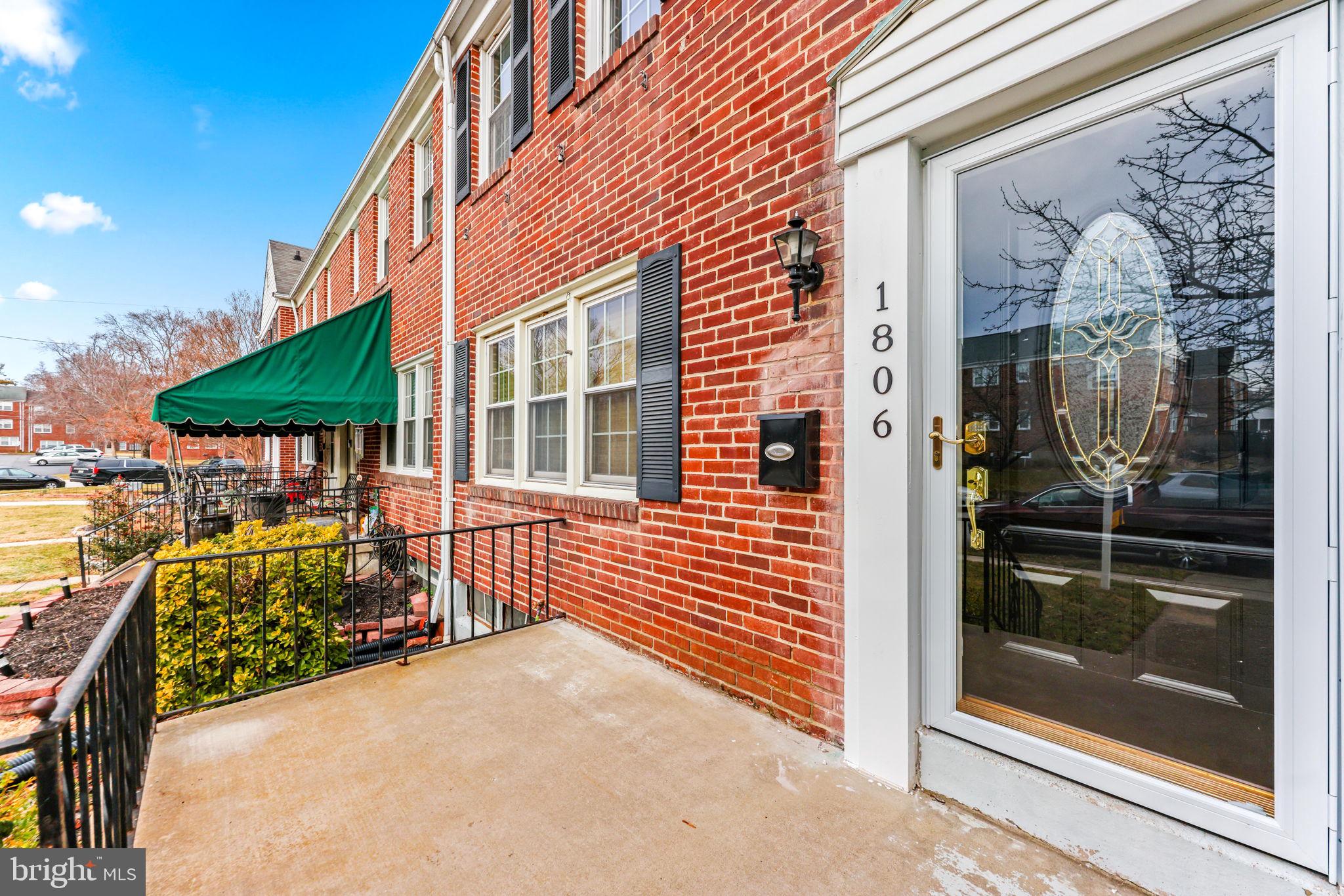 1806 LOCH SHIEL ROAD