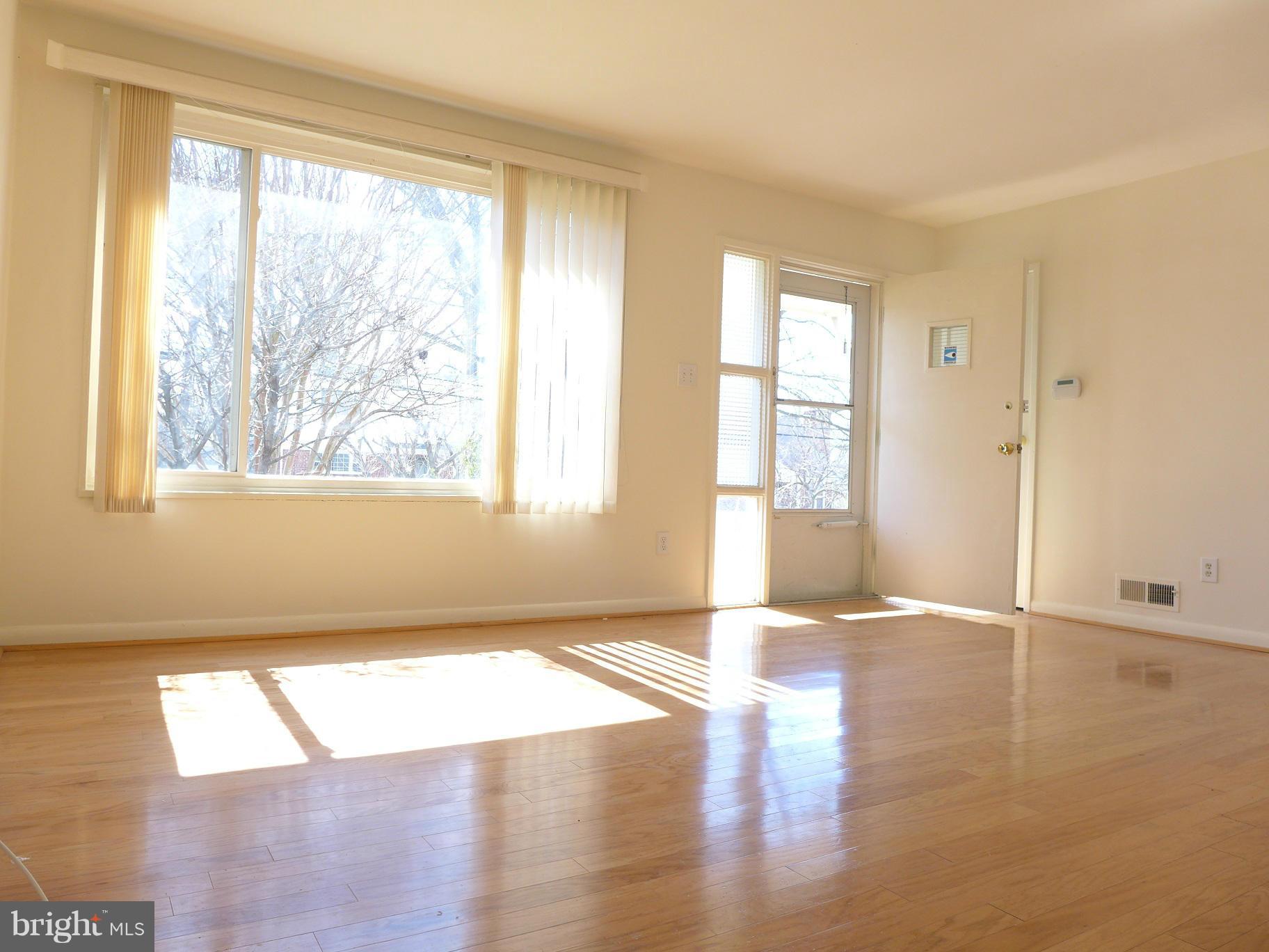 CONN AVE PARK - Residential Lease