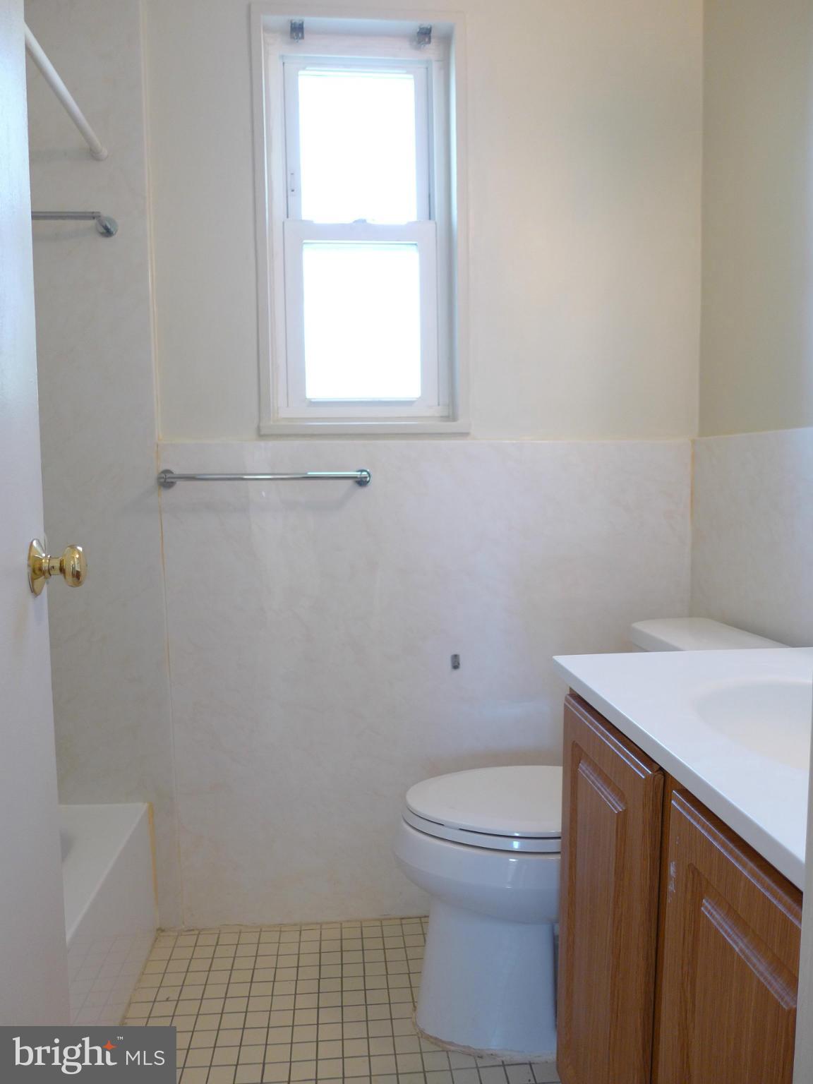 CONN AVE PARK - Residential Lease