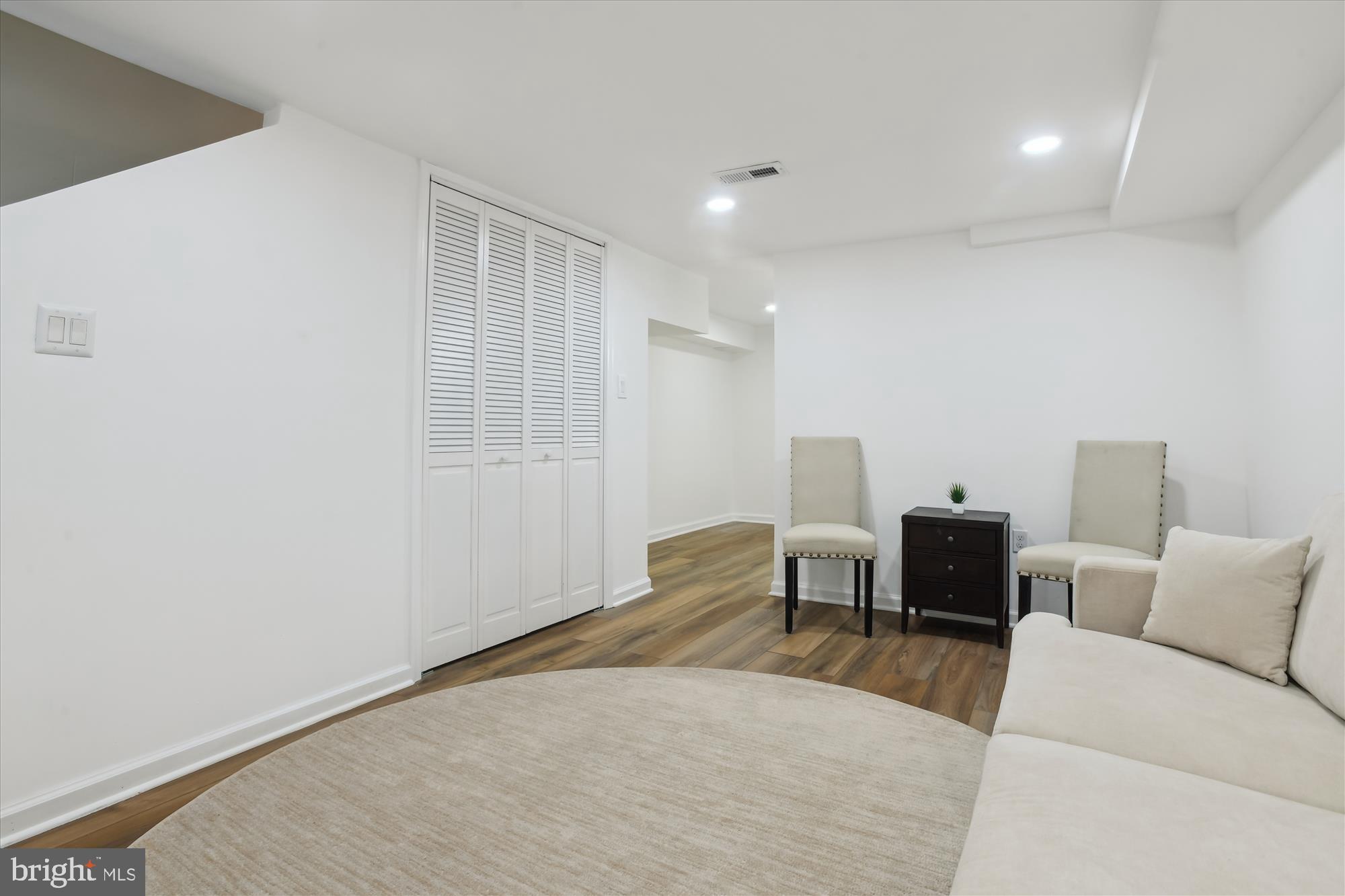 BROOKLYN - Residential