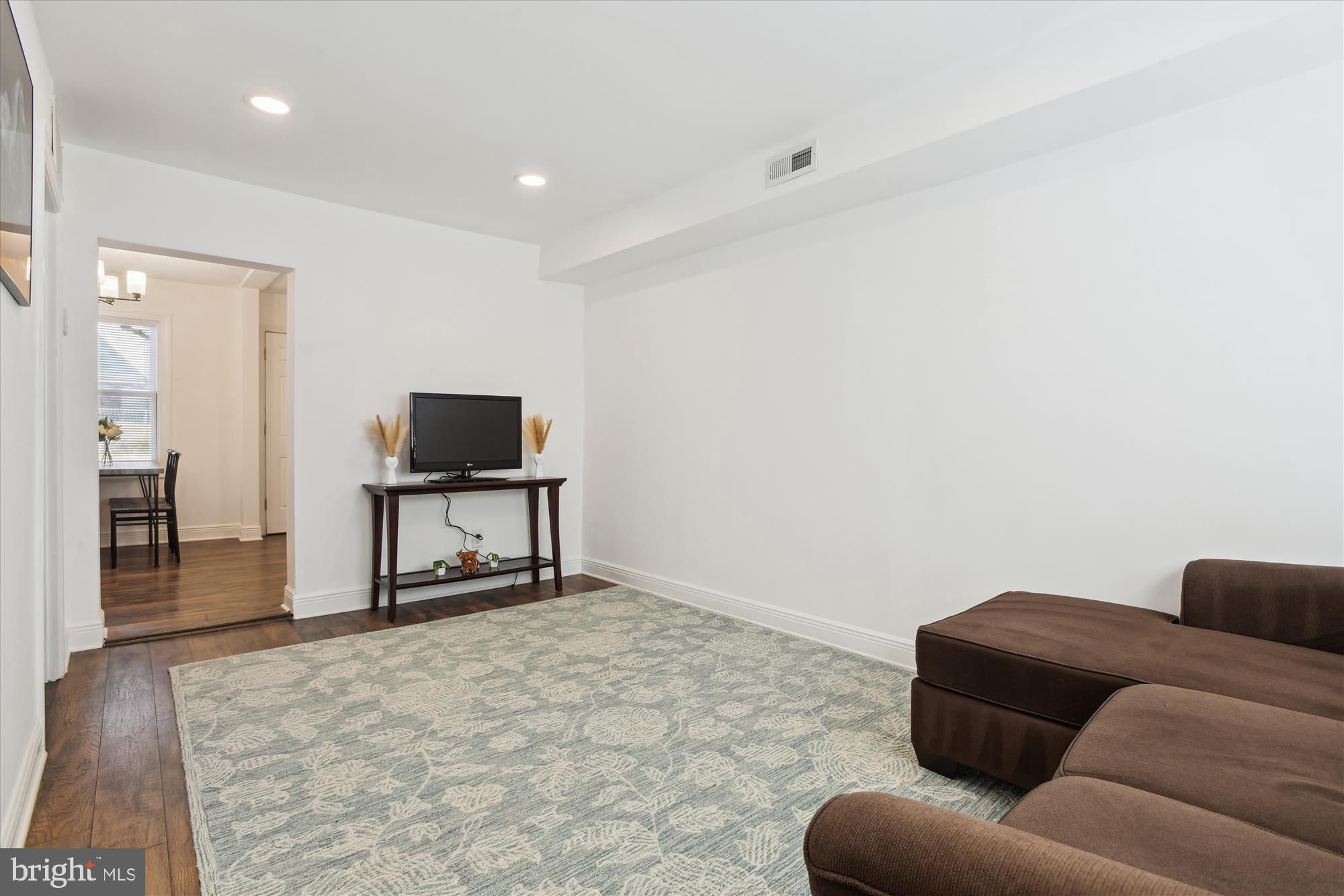 BROOKLYN - Residential